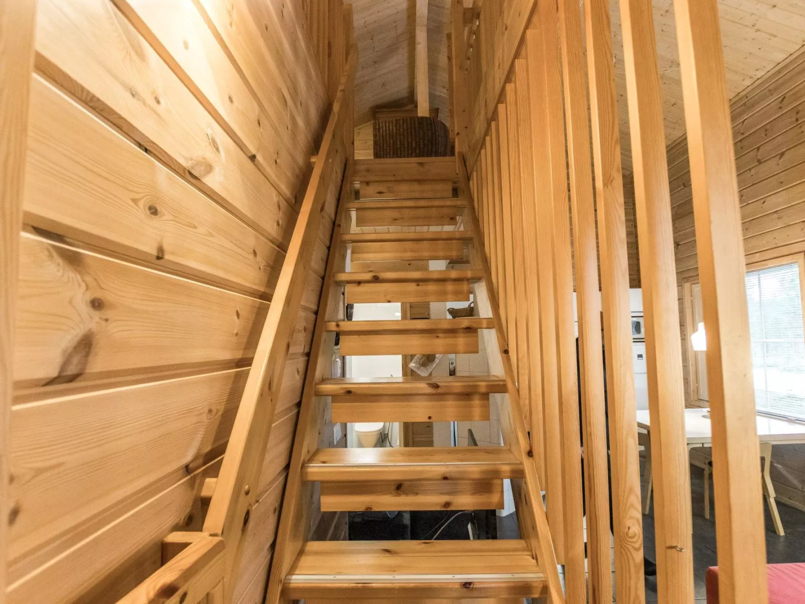 Vaskoolihippu a-Inside