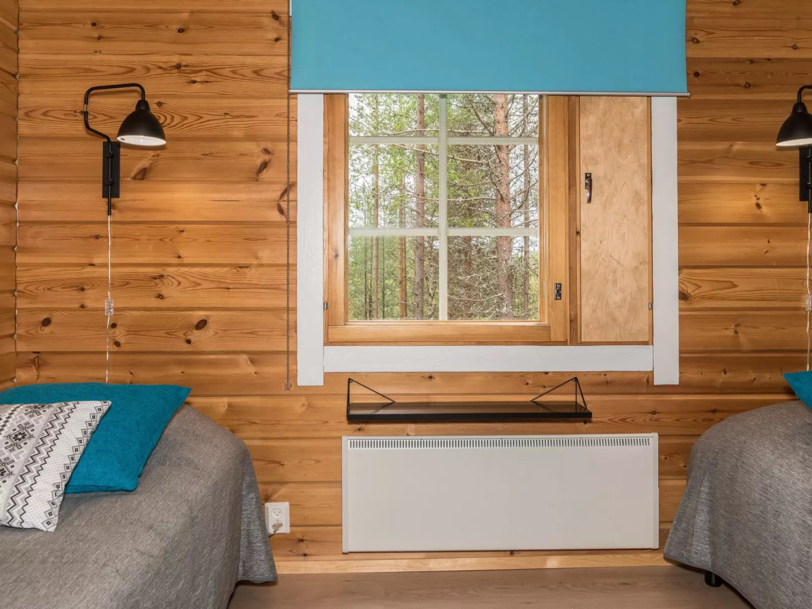 Lomaylläs b39 /suppapolku 6b-Drinnen