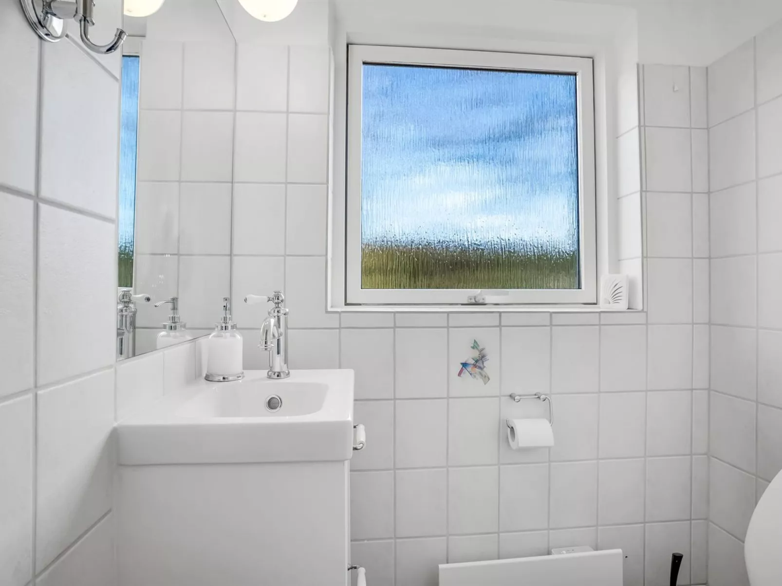 "Hane" - 750m from the sea-Inside