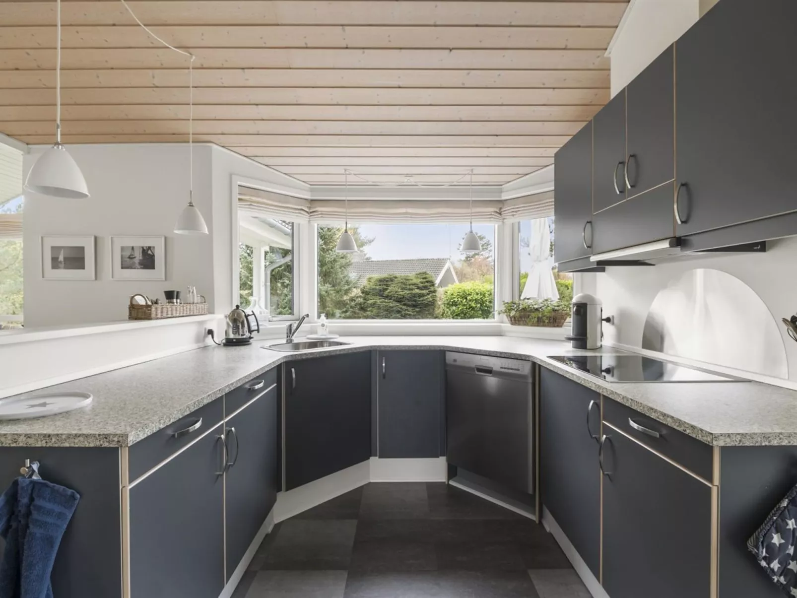 "Enken" - 750m from the sea-Inside