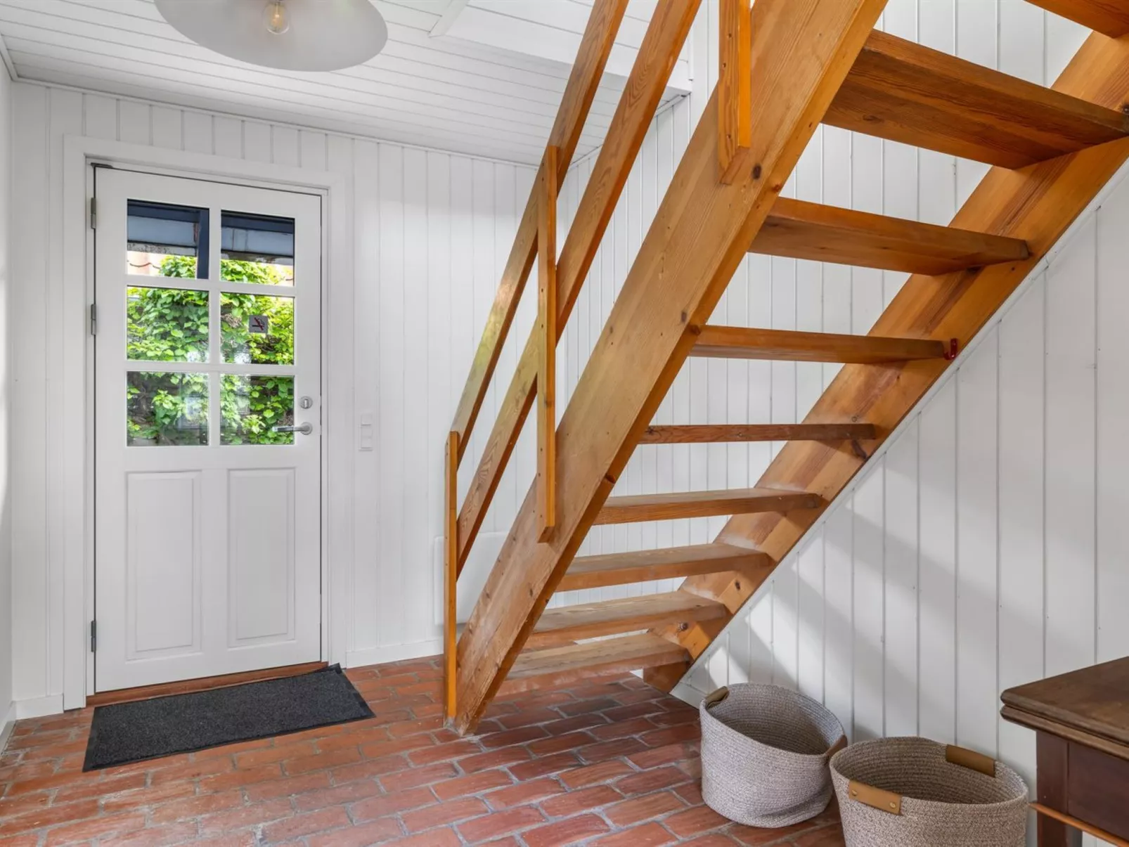 "Gravers" - 150m from the sea-Inside