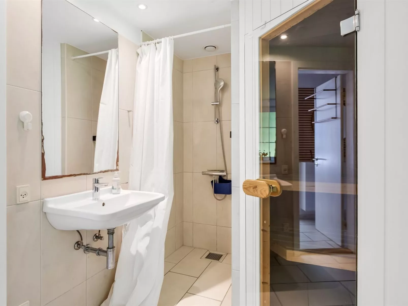 "Matild" - 250m from the sea-Inside