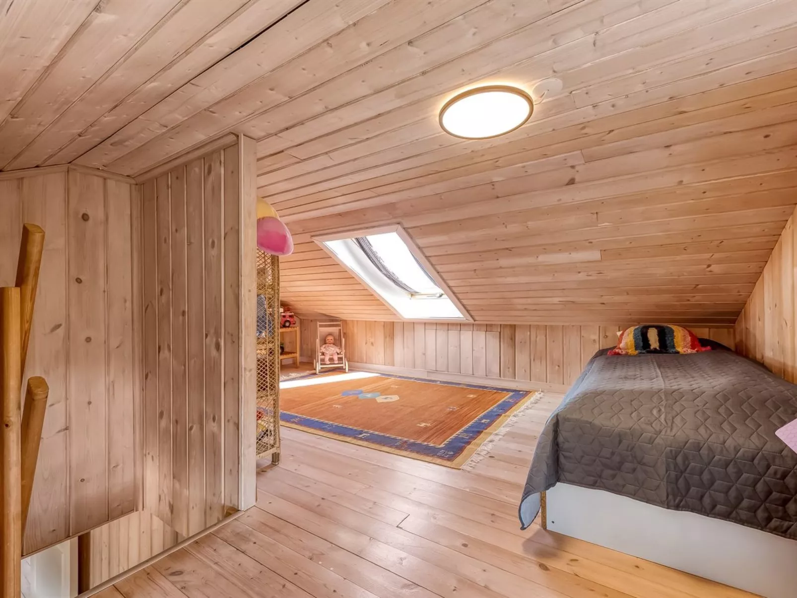 "Gunwald" - 1km to the fjord-Drinnen