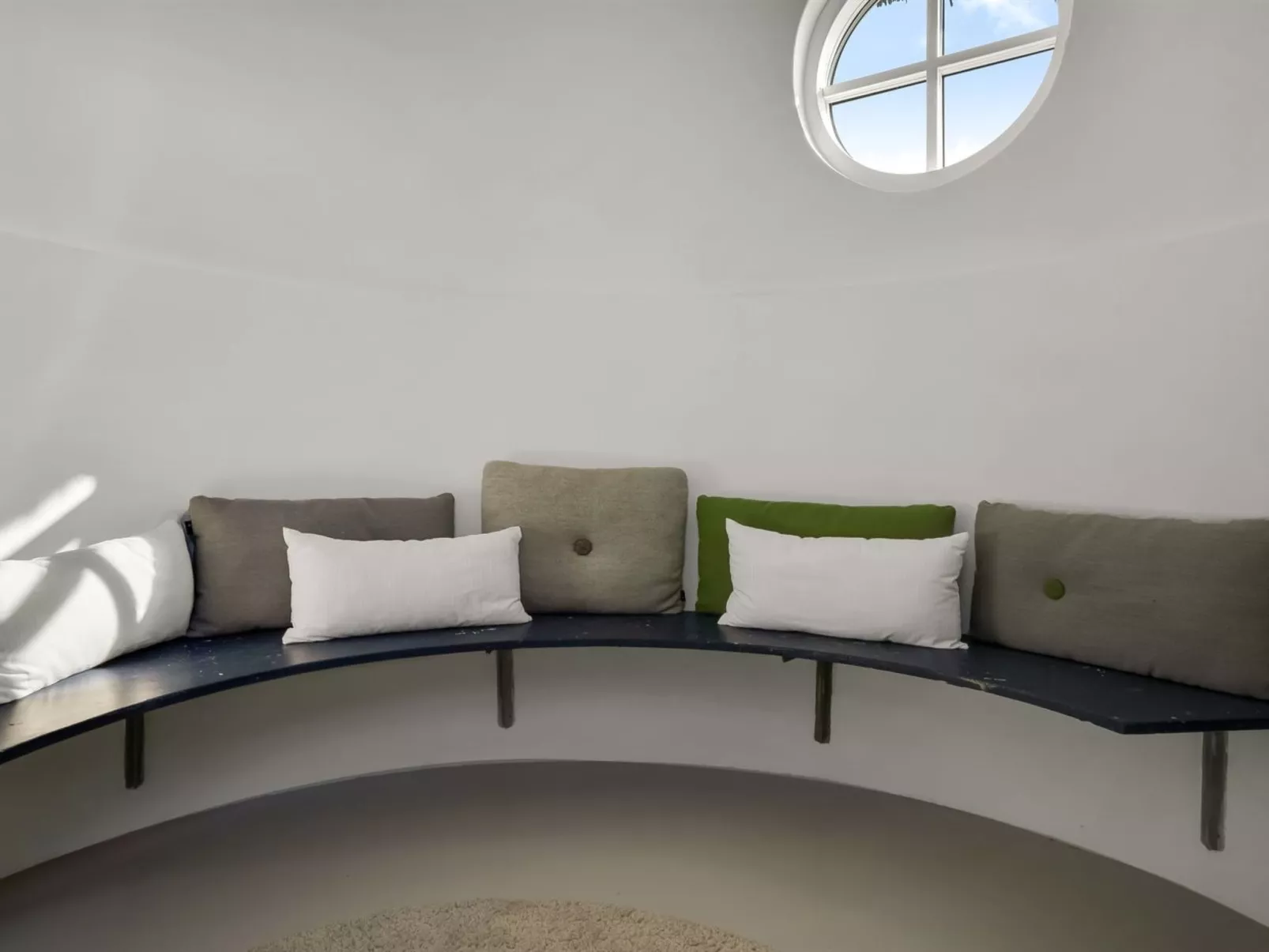 "Amina" - 200m from the sea-Drinnen