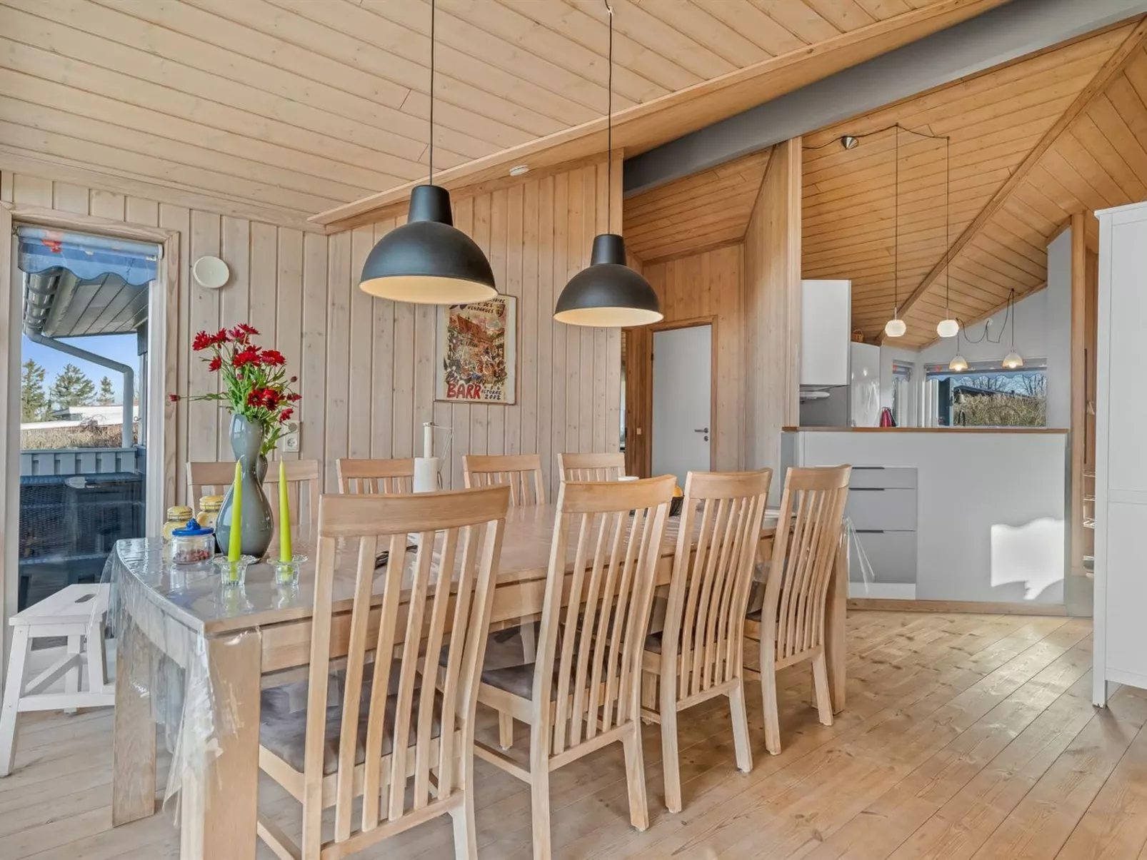 "Anline" - 600m to the fjord-Inside