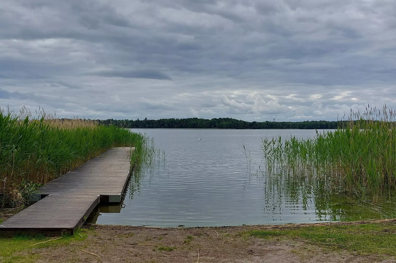 2 person holiday home in FäRENTUNA-Water view