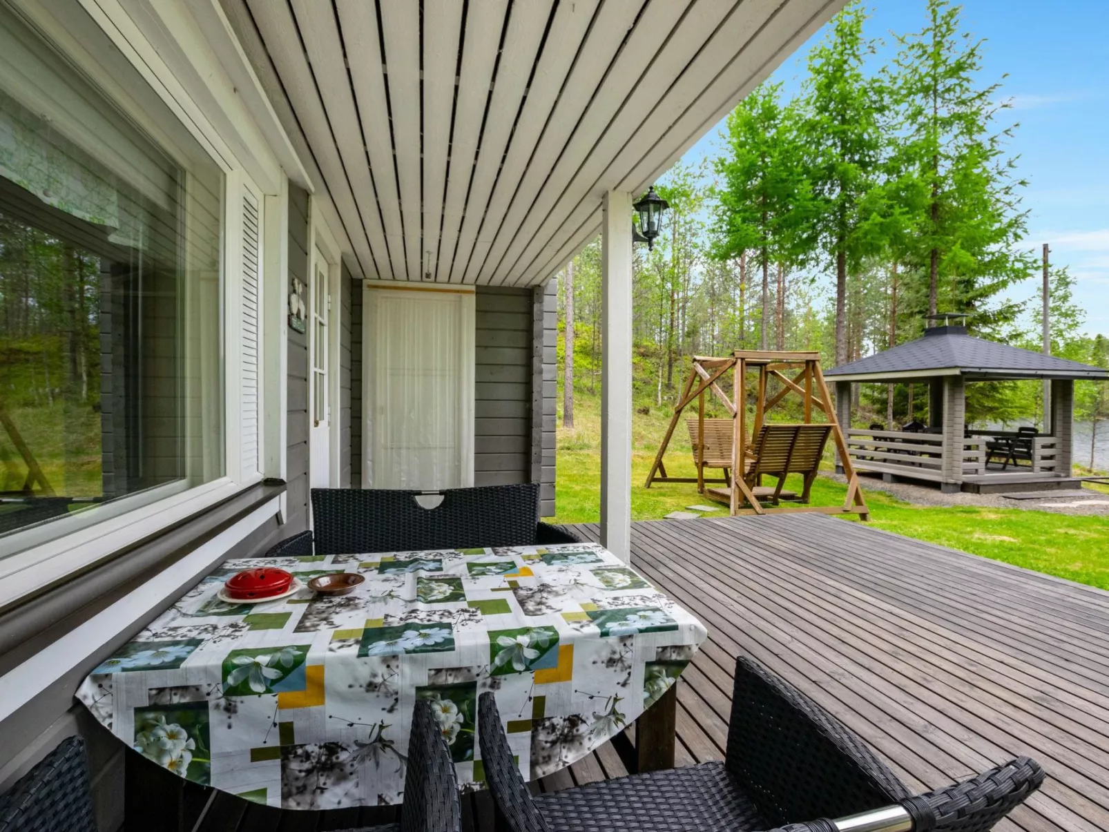 Lehtikuusenranta-Drinnen