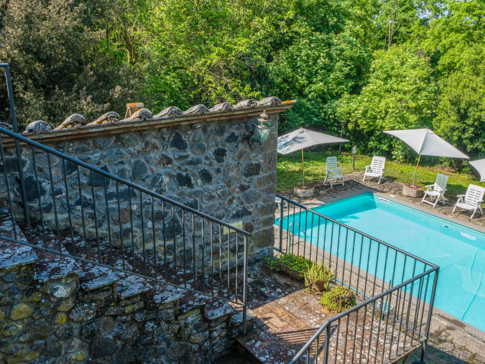 La Capraccia-Dehors