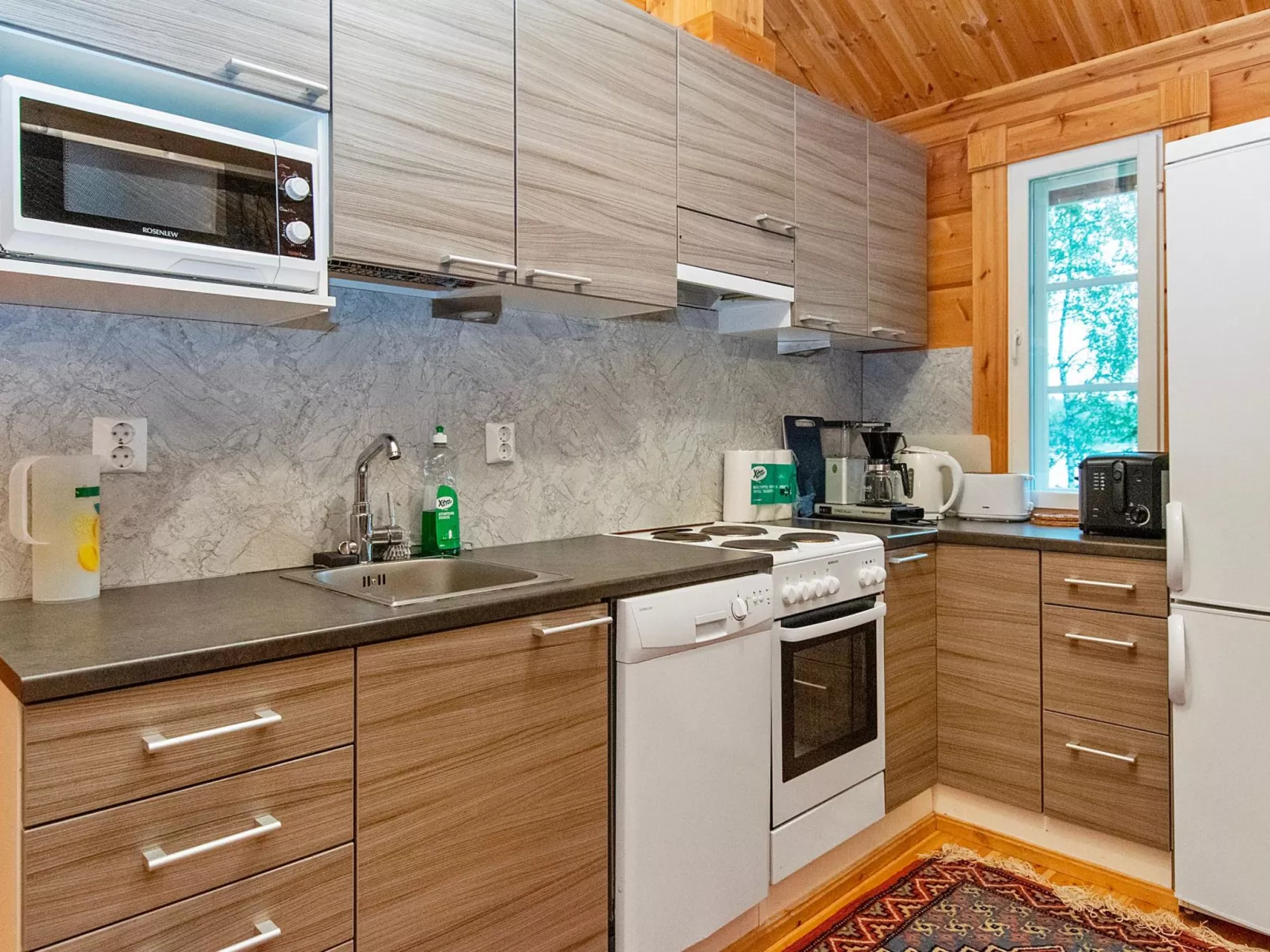 Mökki mikkola-Dedans