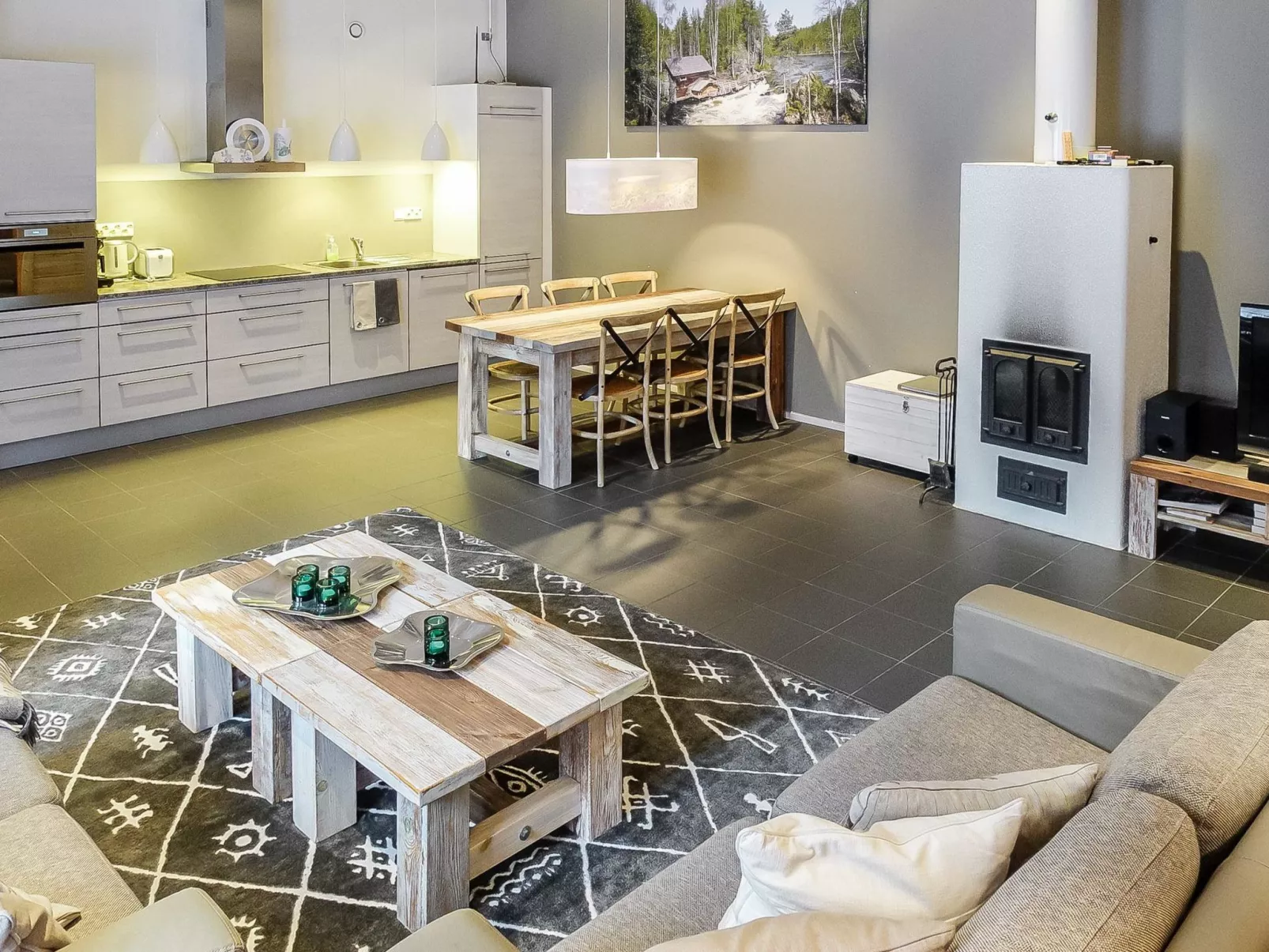 Sallan panparkstie 14 b-Dedans