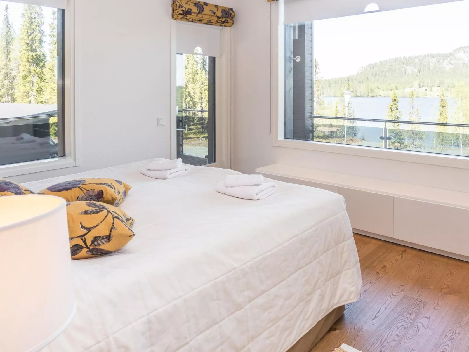 Holy lake chalet b-Drinnen