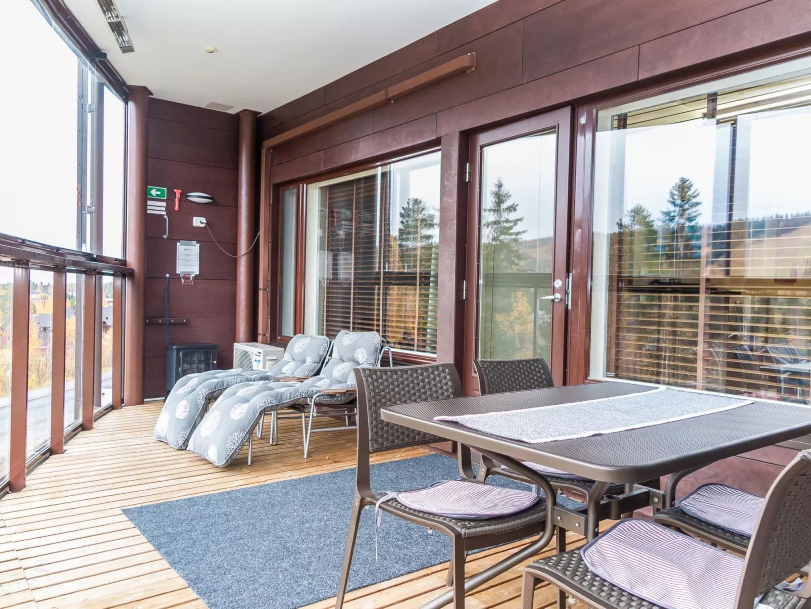 Tahko spa junior suite orange a6-Drinnen