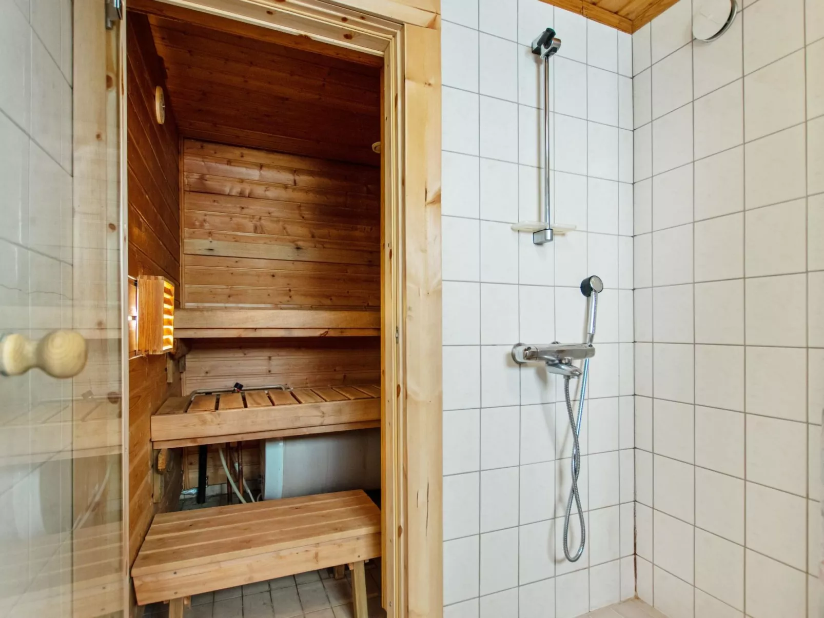 Alppimaja b paritalo-Inside