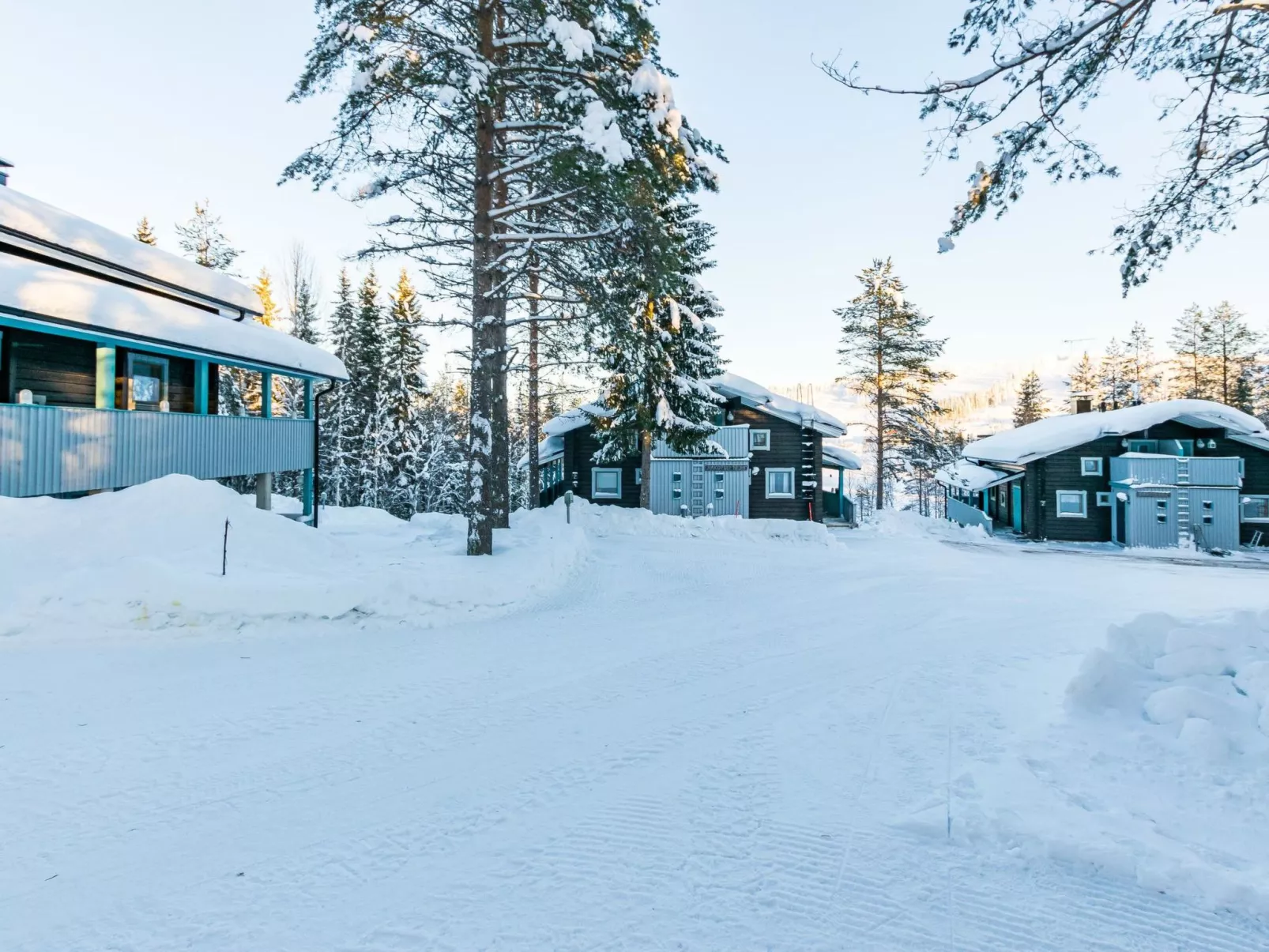 Rakotuli 2 paritalon yläkerta-Dedans