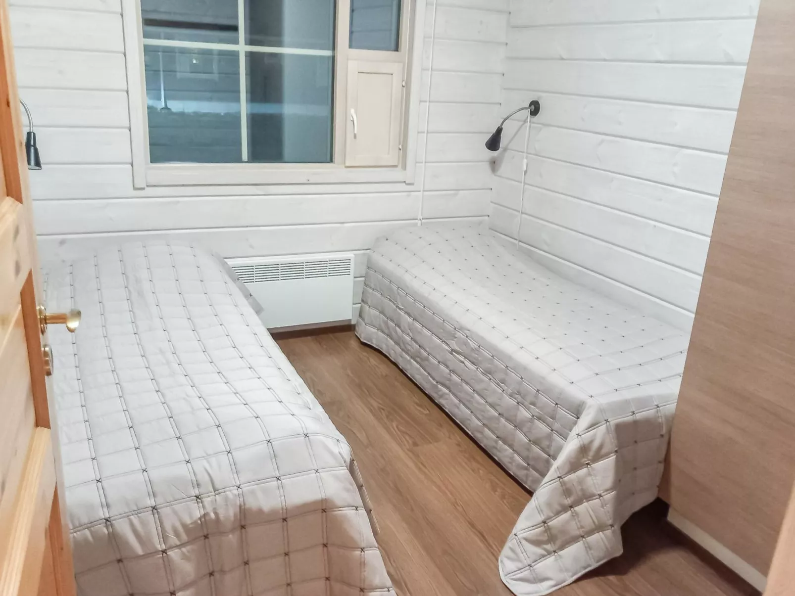 Aurinko-saaga 4 paritalo-Dedans