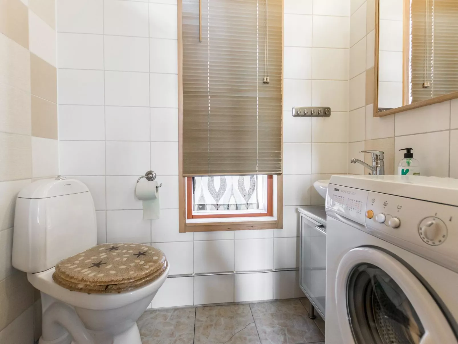 Rinteenkotka mökki-Dedans