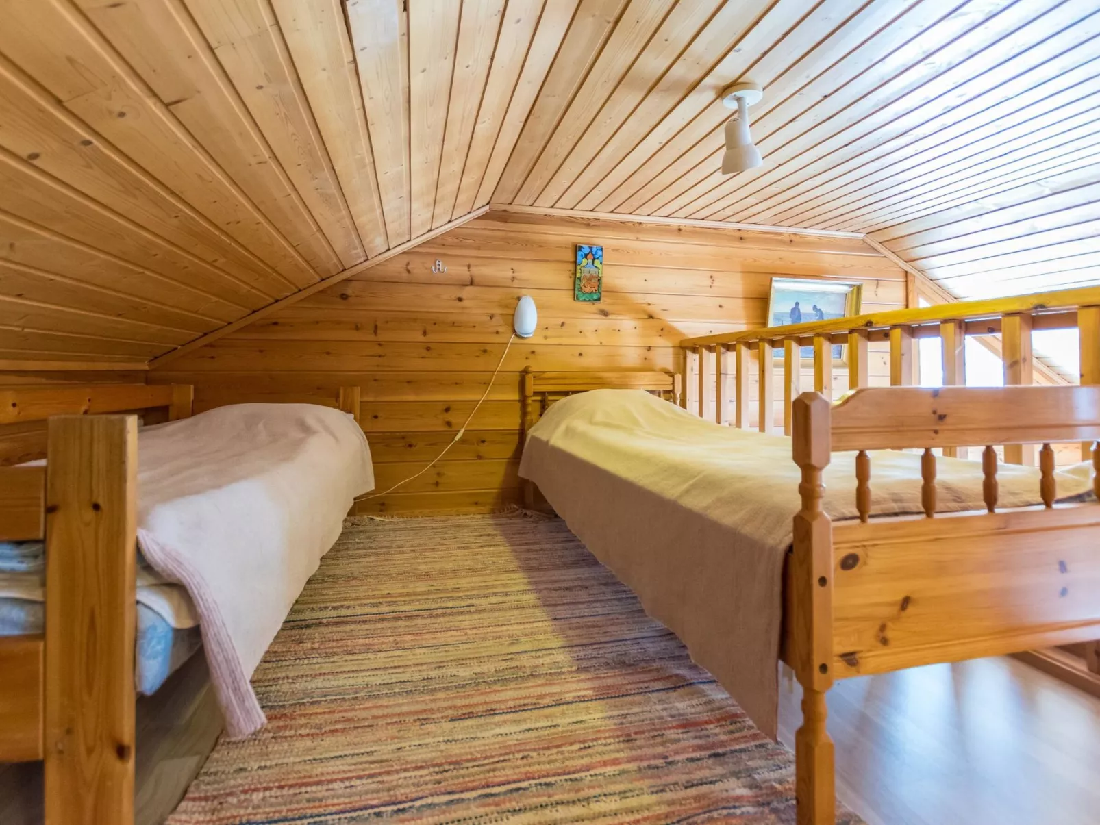 Lomaluola 5a paritalo-Dedans