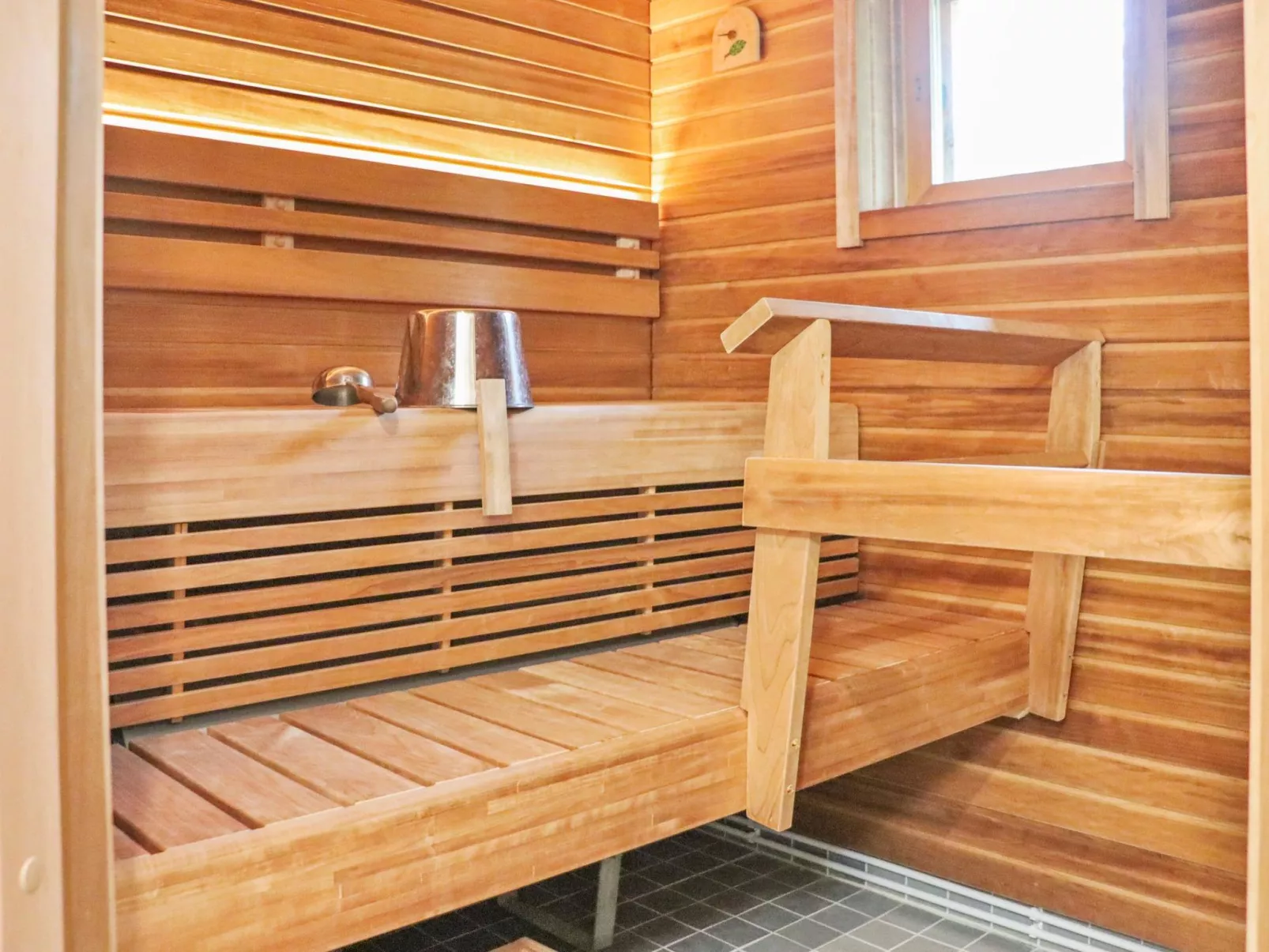 Hyryn herra mökki-Dedans