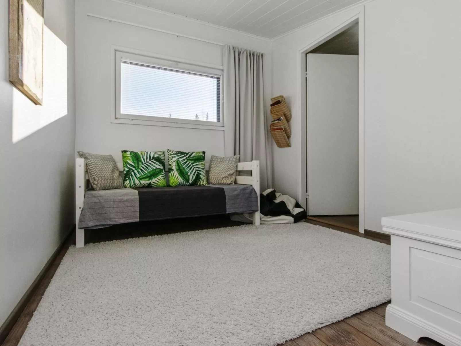 Skivillas 78 ukkohalla (2)-Dedans