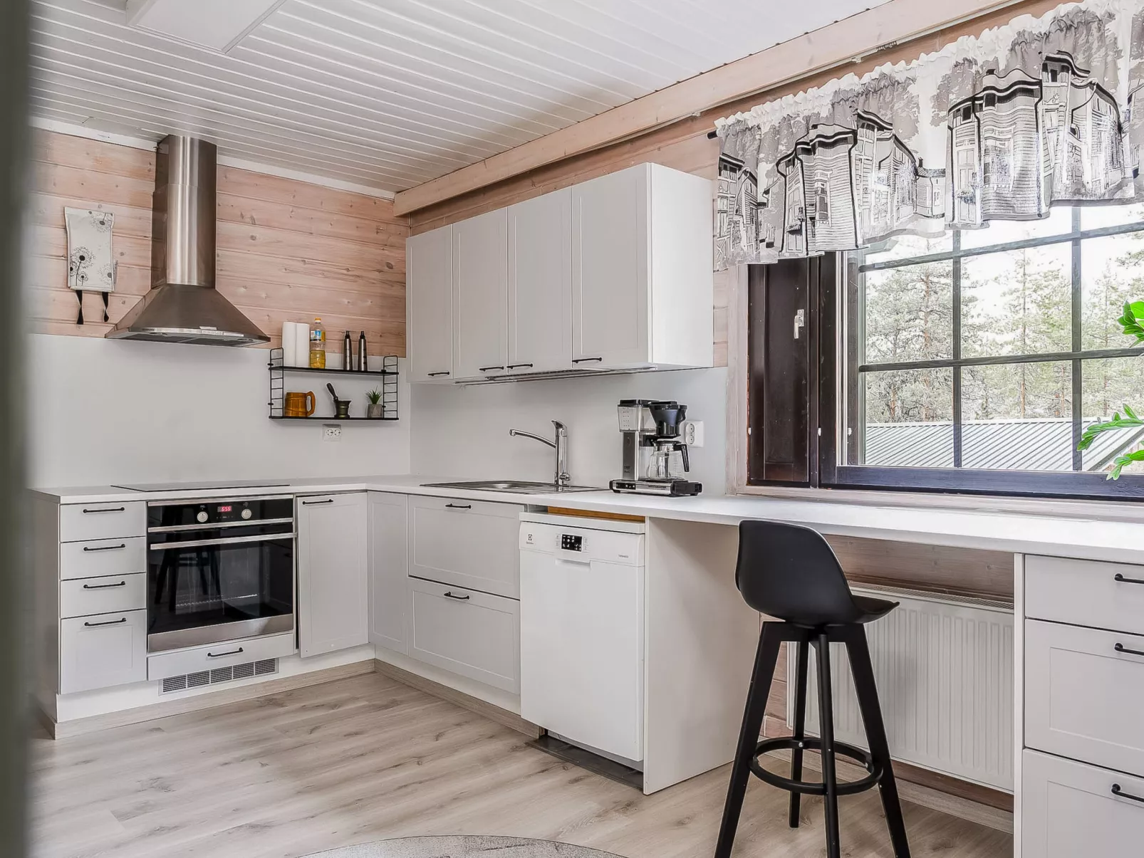 Villa kilkilö-Drinnen