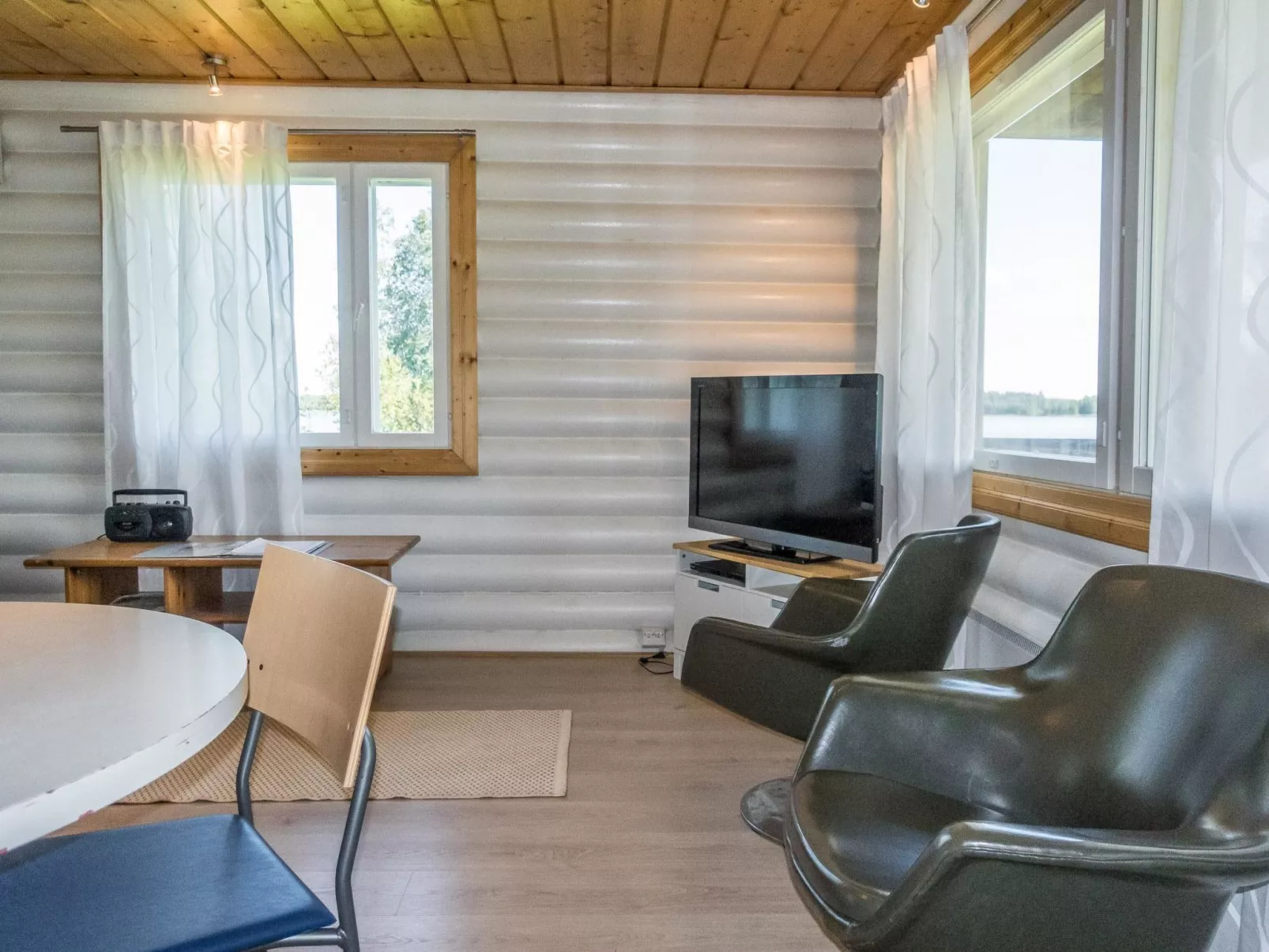 Aamunkoin rantatupa-Dedans