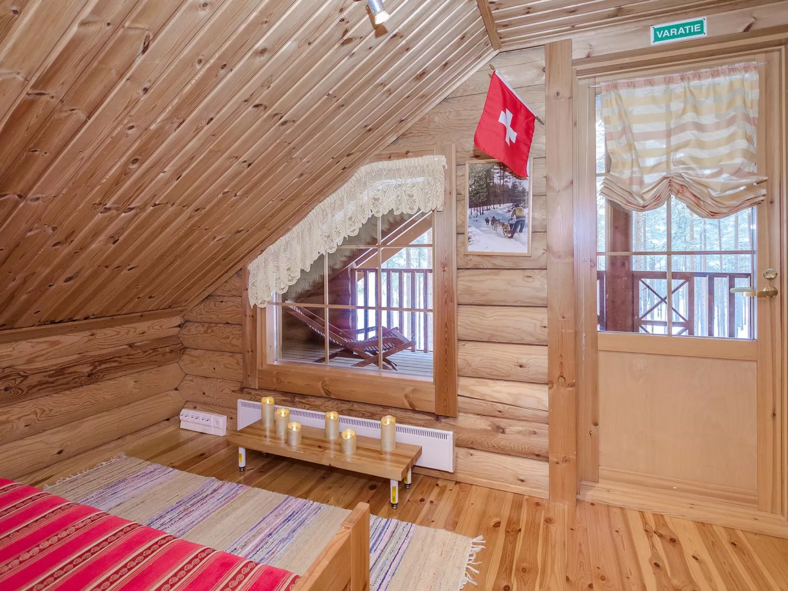 Villa tunturitervakko-Dedans