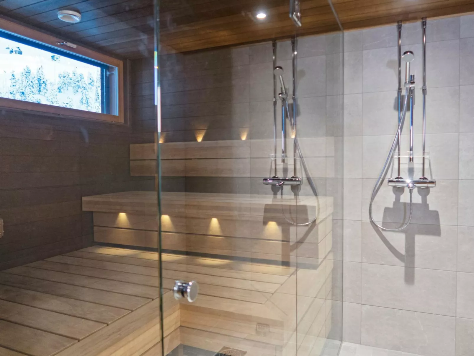 Rukakylän helmi-Dedans