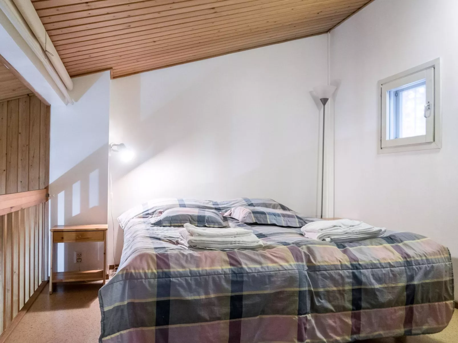 Lomakatti 10b-Dedans