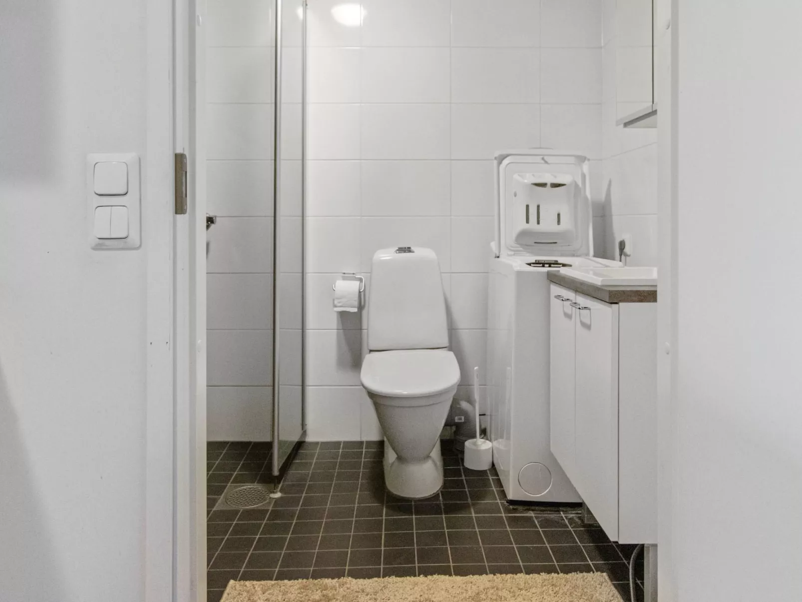 Skivillas 47 ukkohalla (a8)-Dedans