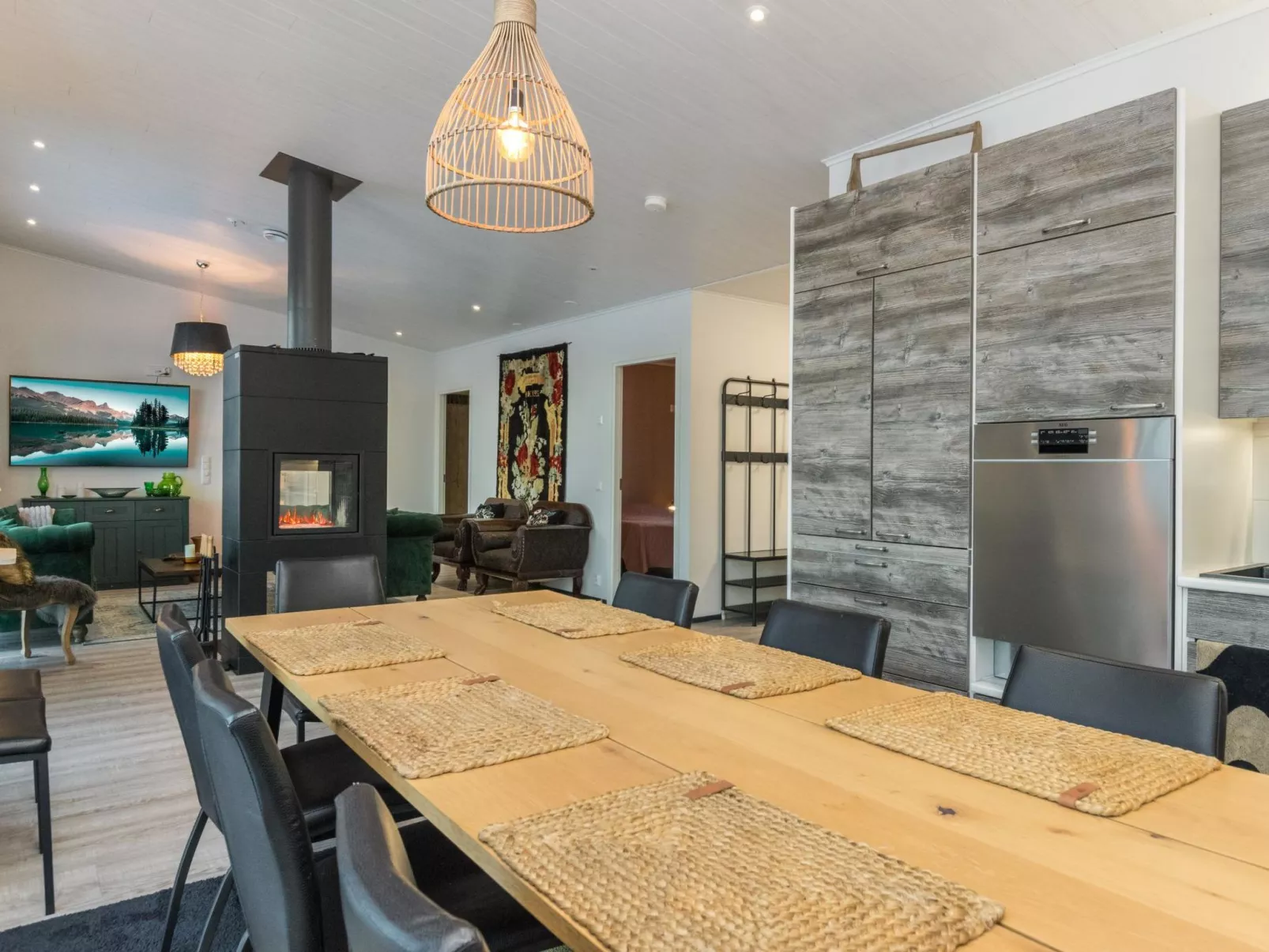 Villa karhentimantti-Dedans