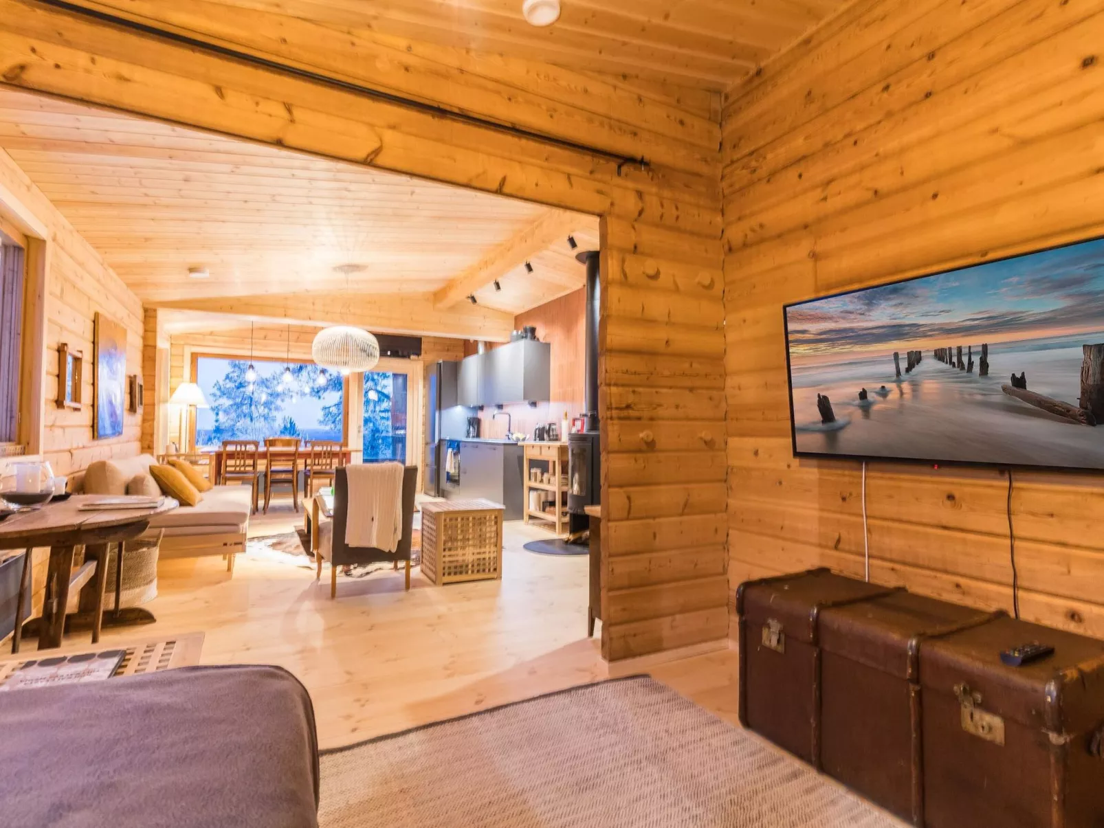 Kelokaltiokylän maja 22-Dedans