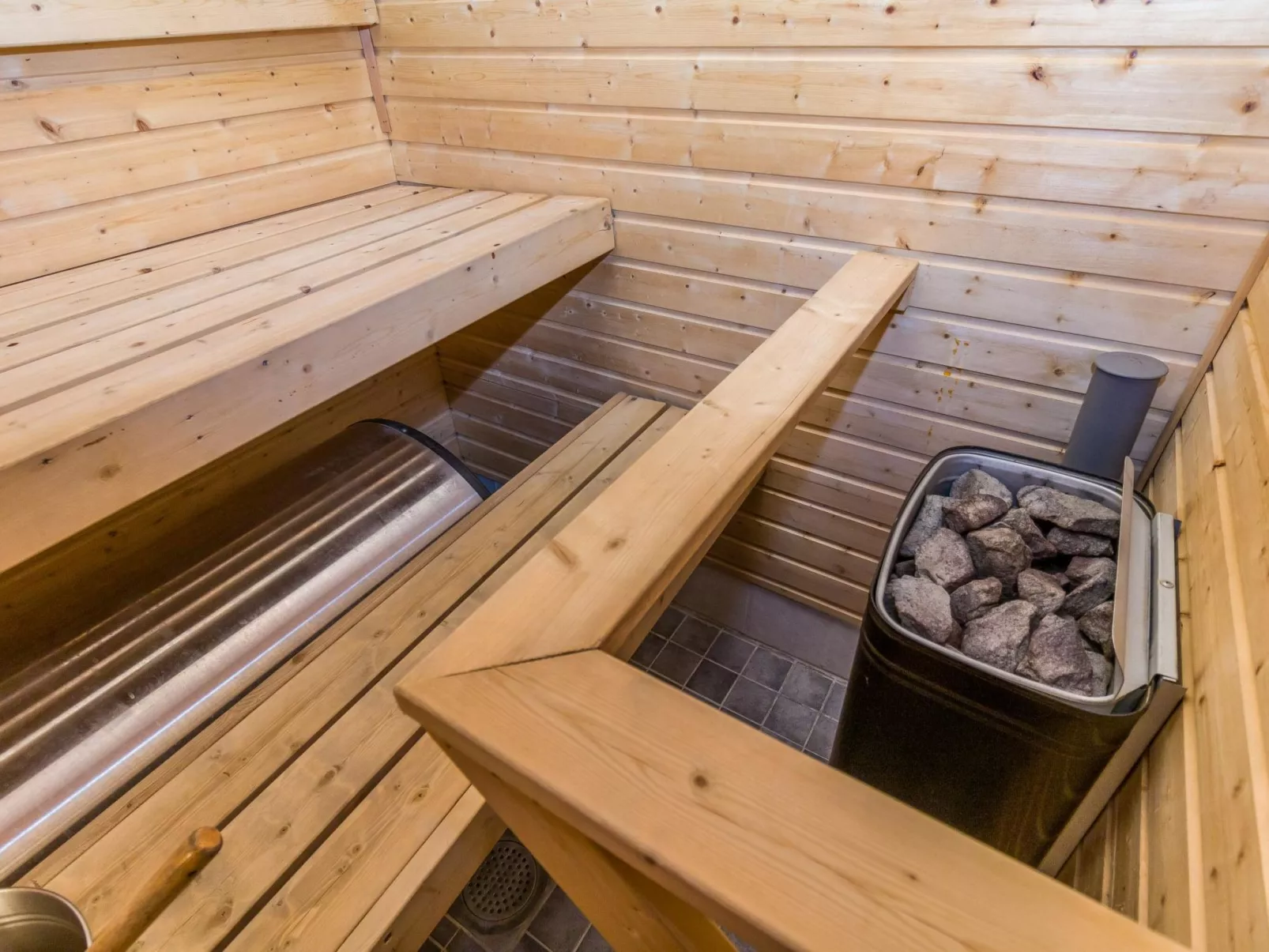 Porokaarre nr 10-Inside