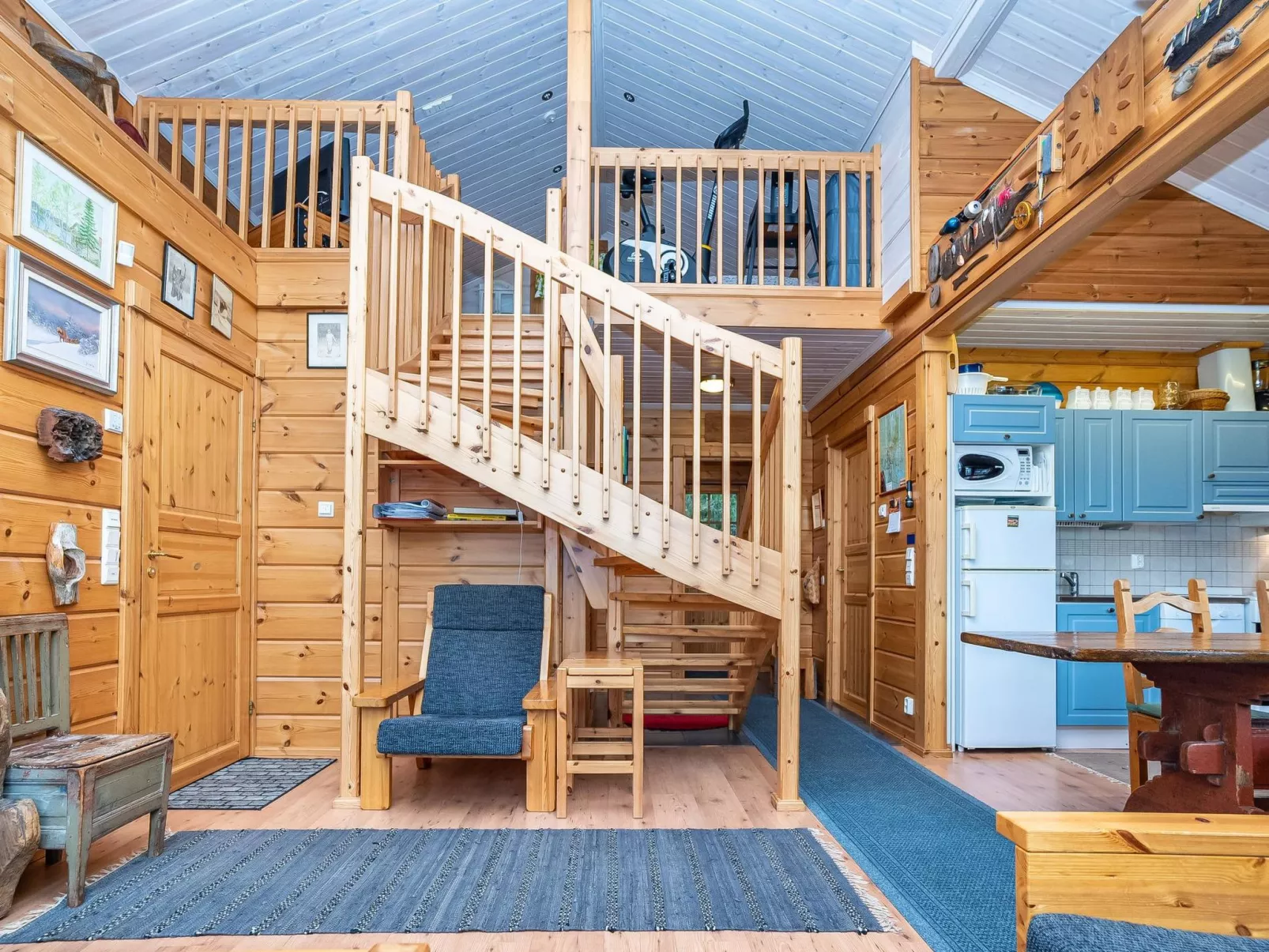 Rukaniemen kontio-Dedans