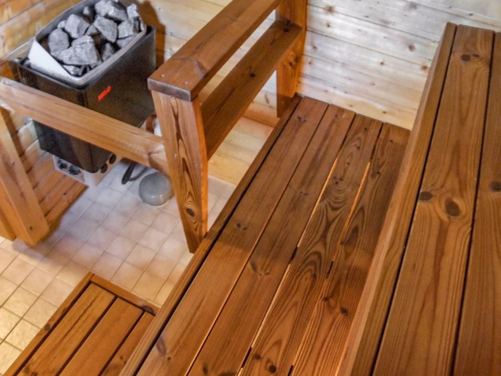 Kujalan lomat 1-Inside