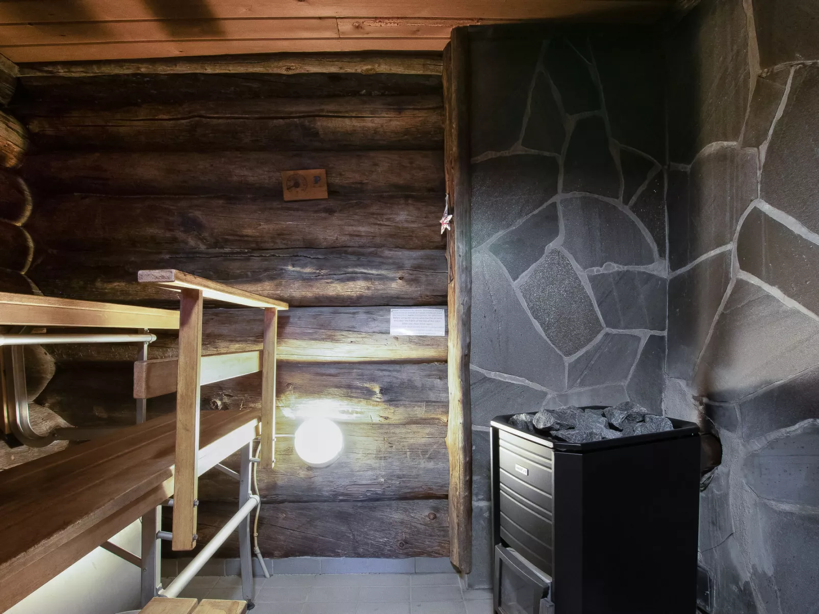 Salmentieva 2-Drinnen