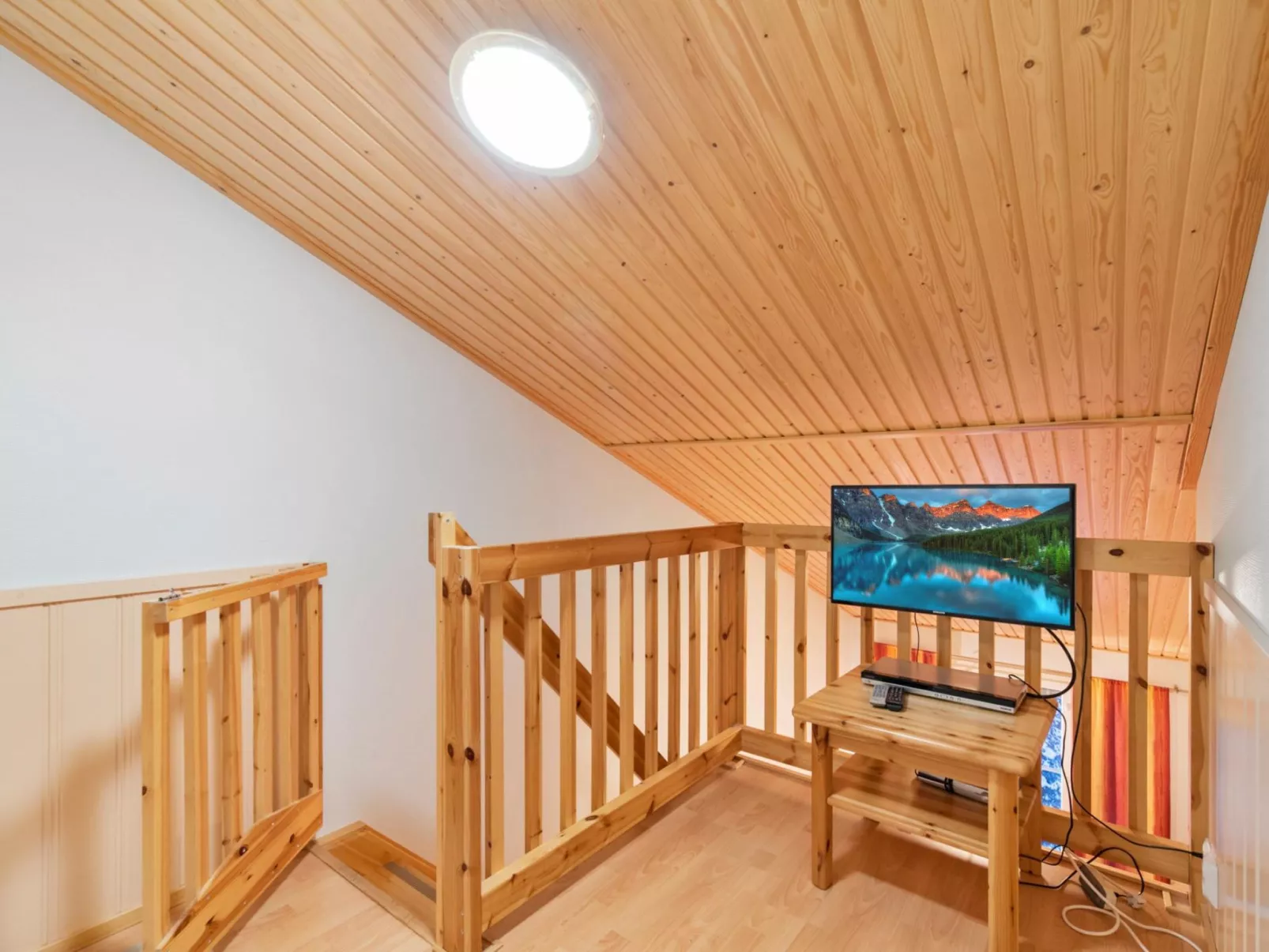 Yllästar 1 as 209 (la-la)-Drinnen