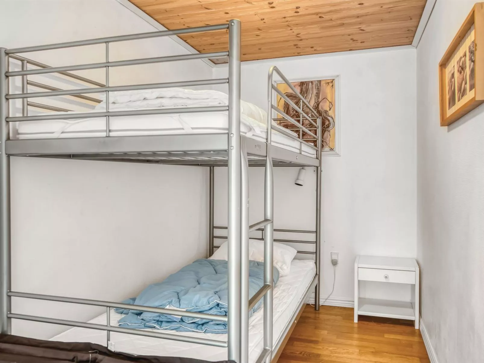 "Aku" - 700m from the sea-Dedans