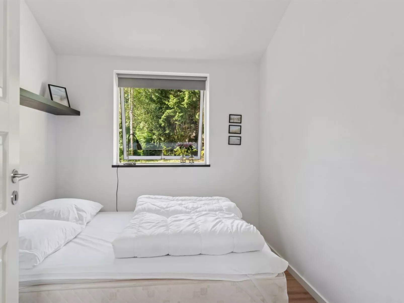 "Hotherus" -  from the sea-Drinnen