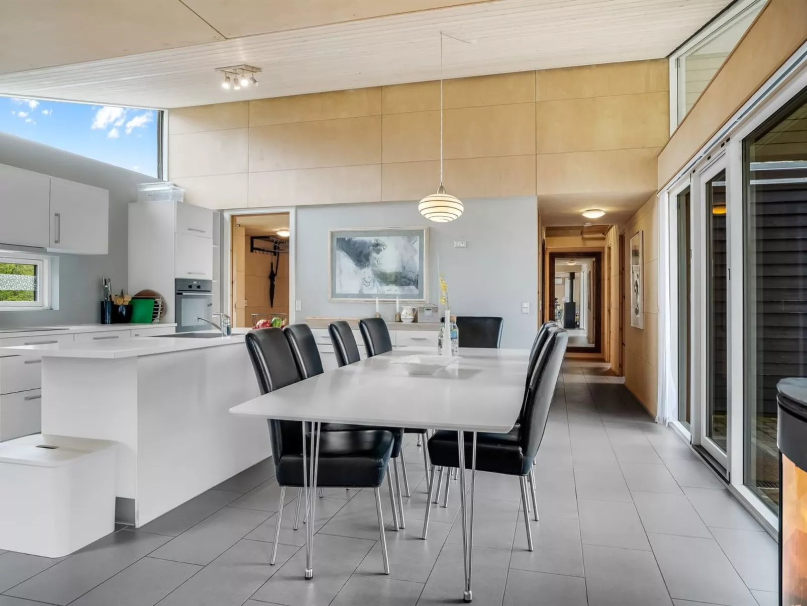 "Ginne" - 1km to the fjord-Inside