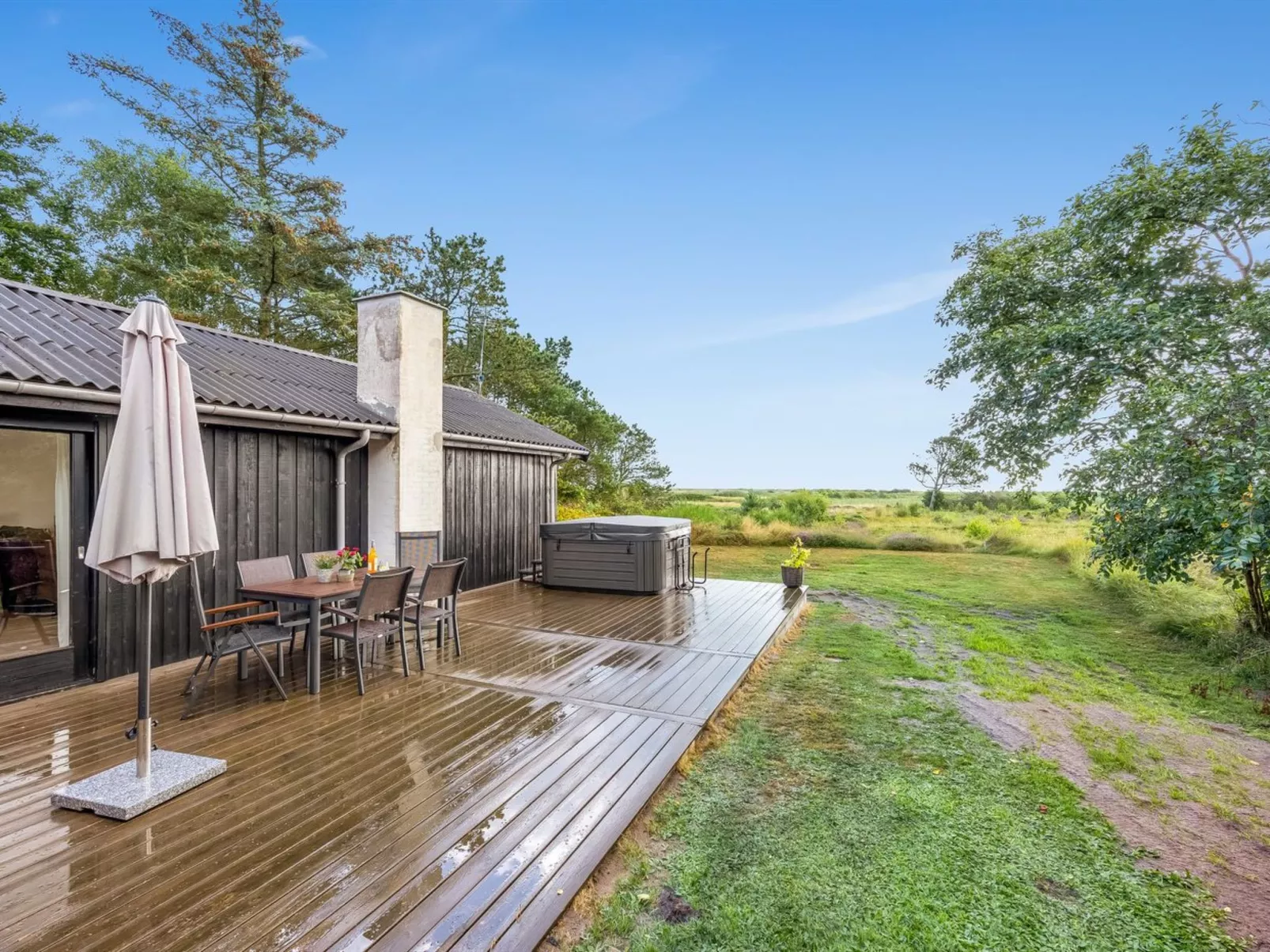 "Githe" -  from the sea-Outside