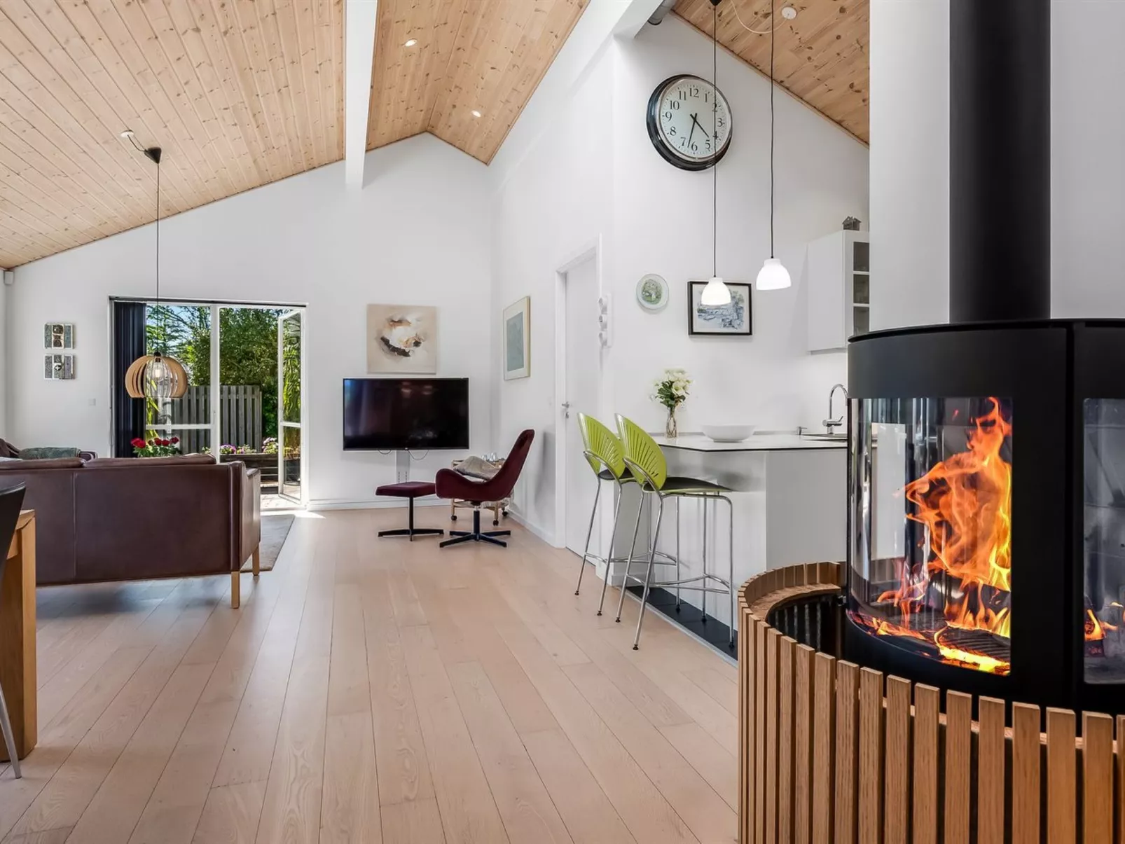 "Shania" - 300m from the sea-Inside