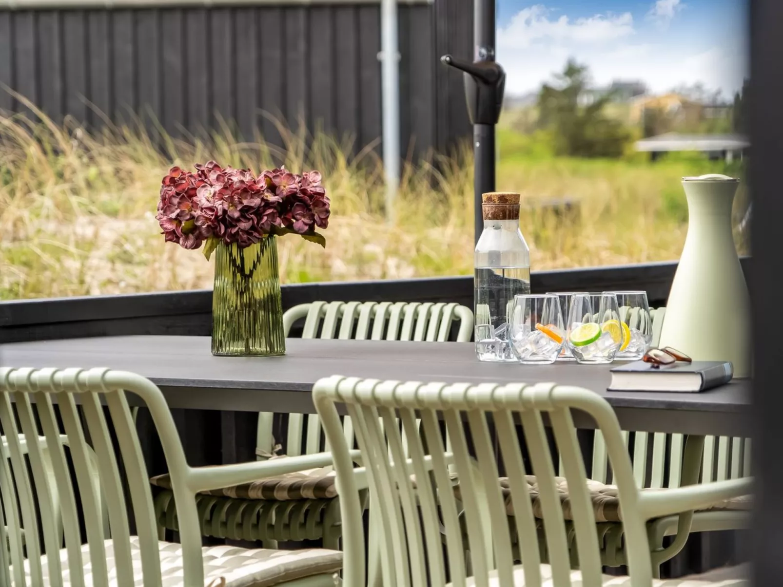 "Tessa" - 500m from the sea-Draußen