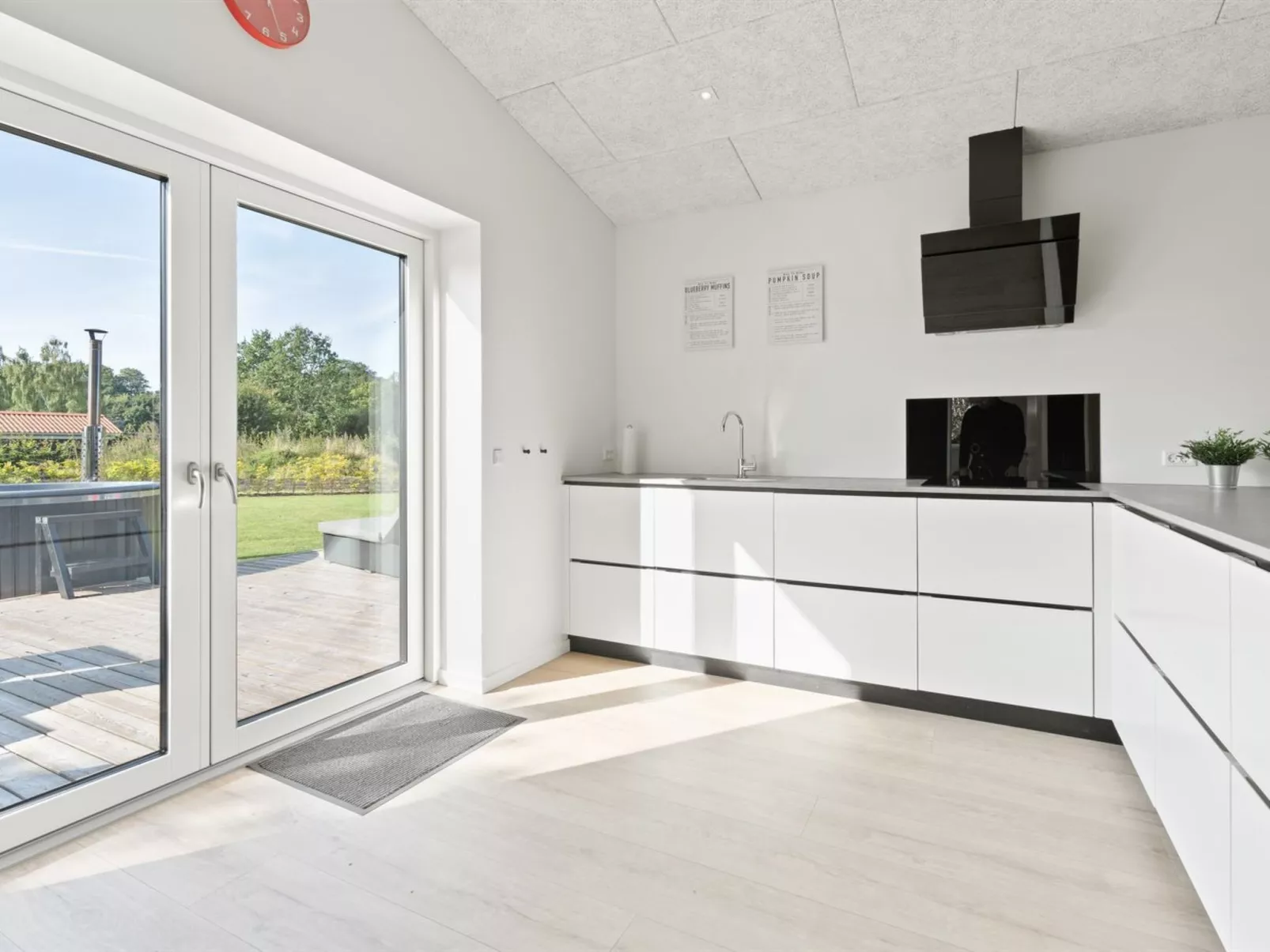 "Harri" - 400m from the sea-Inside