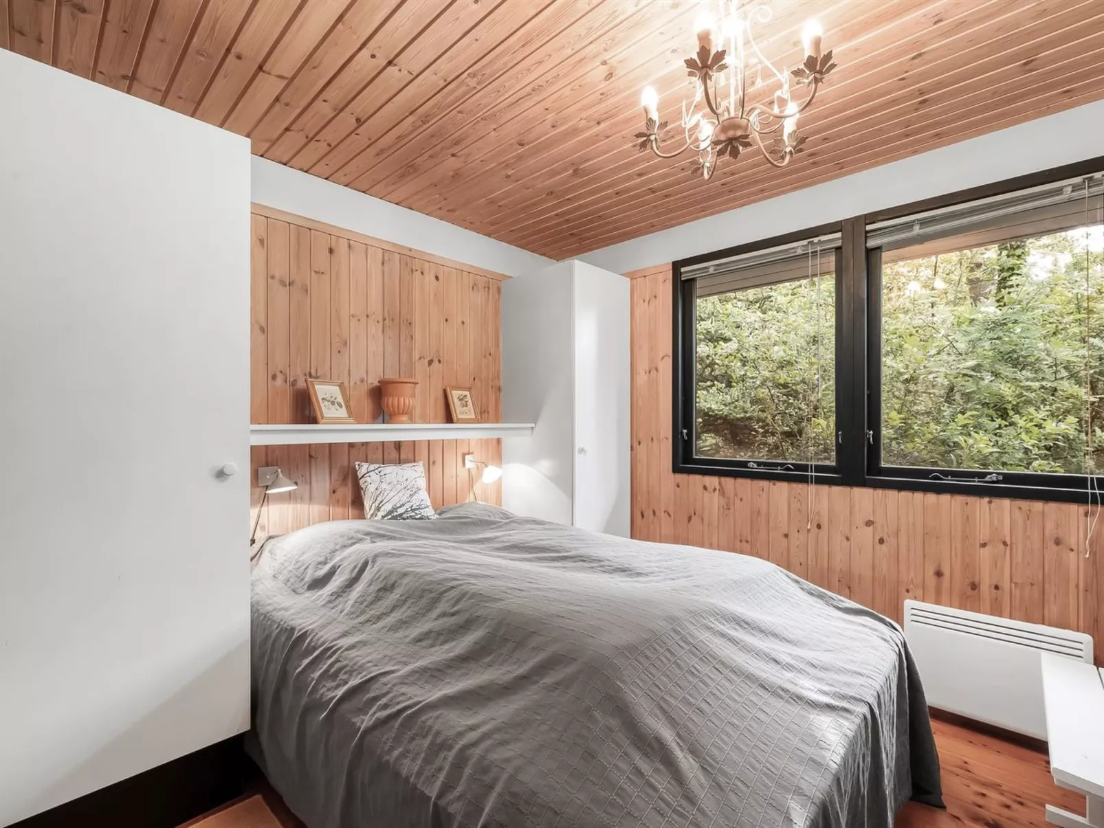 "Tenaya" - 200m to the fjord-Inside