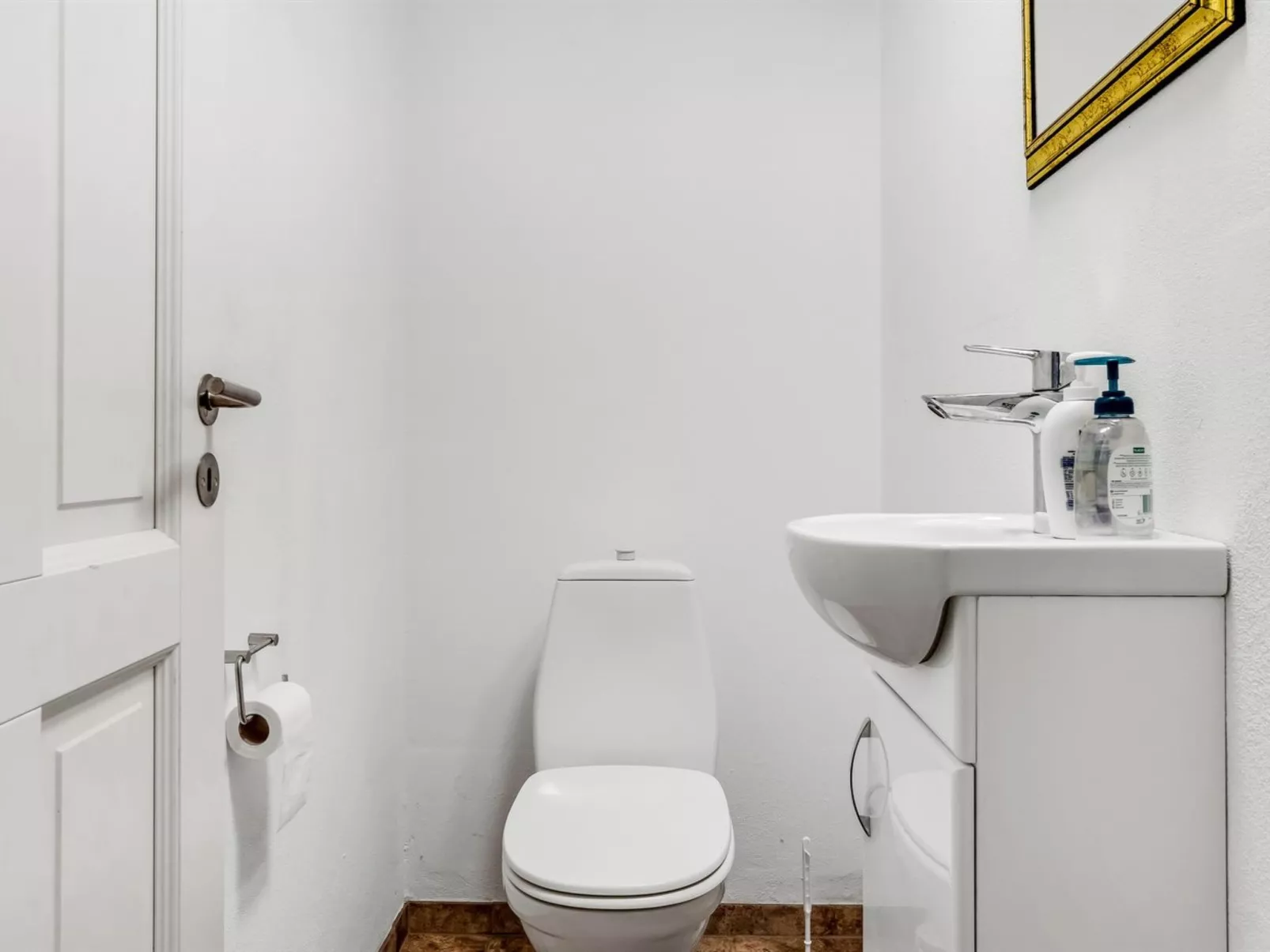 "Annabeth" - 900m from the sea-Dedans