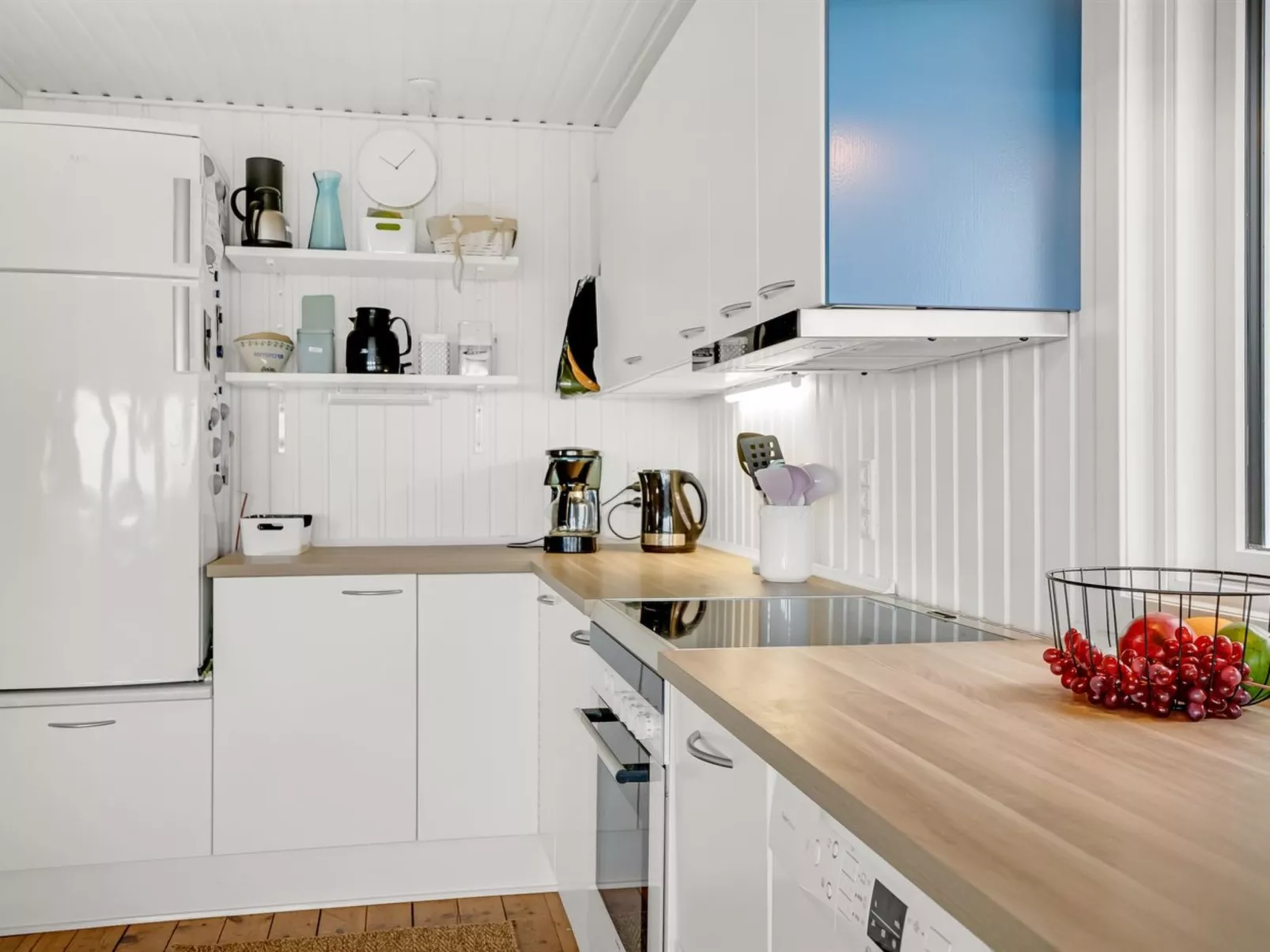 "Blia" - 120m to the fjord-Drinnen