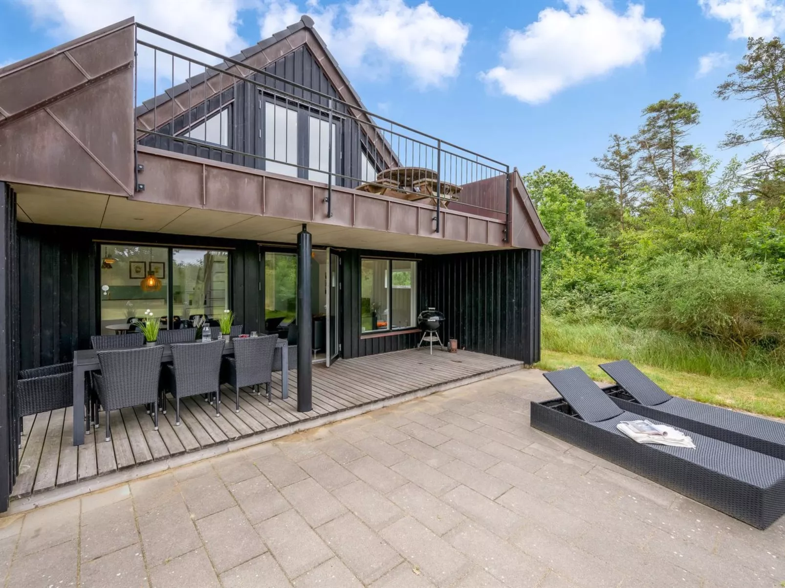 "Gadde" - 100m to the fjord-Outside