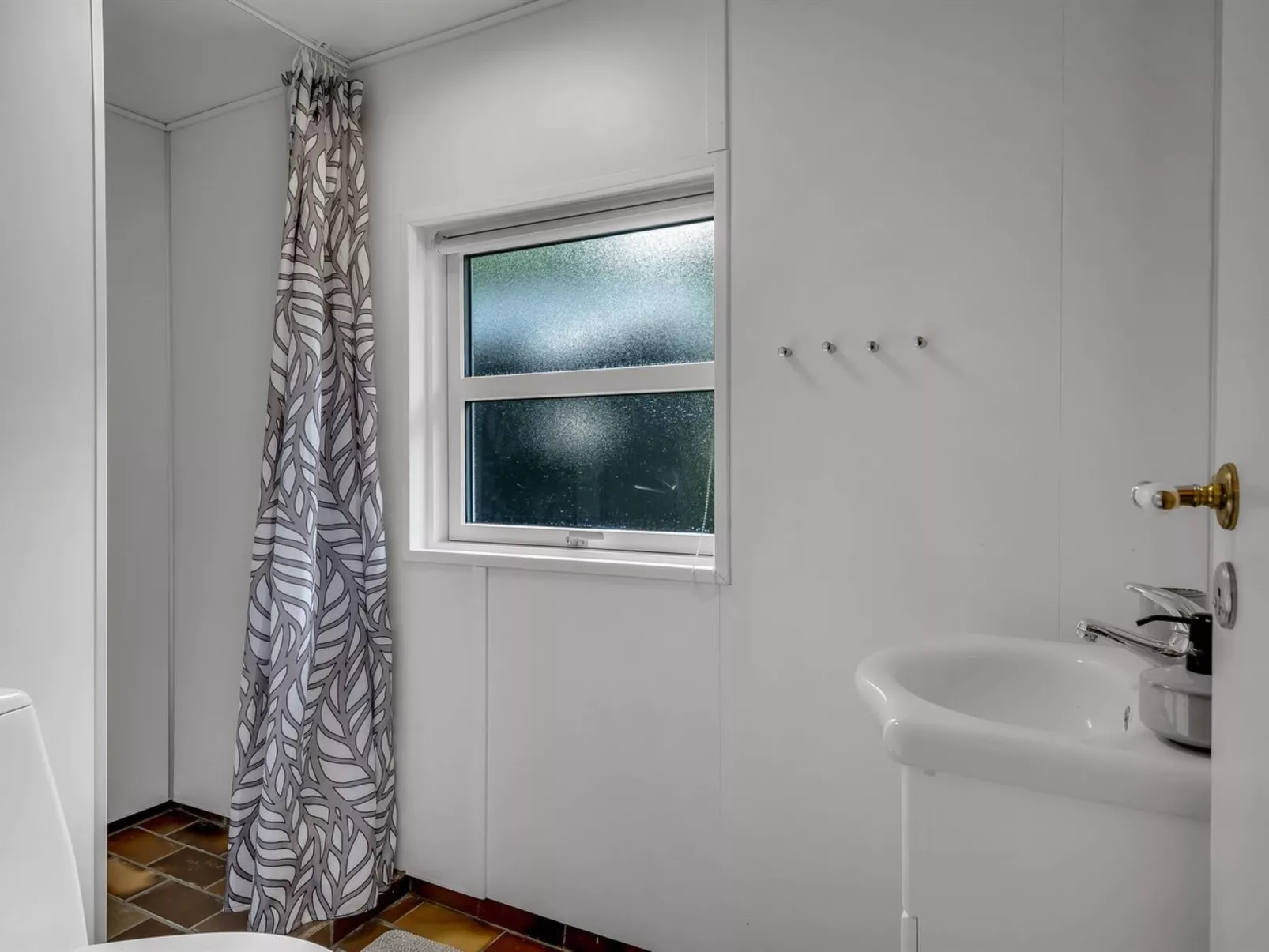 "Ginette" - 400m to the fjord-Dedans