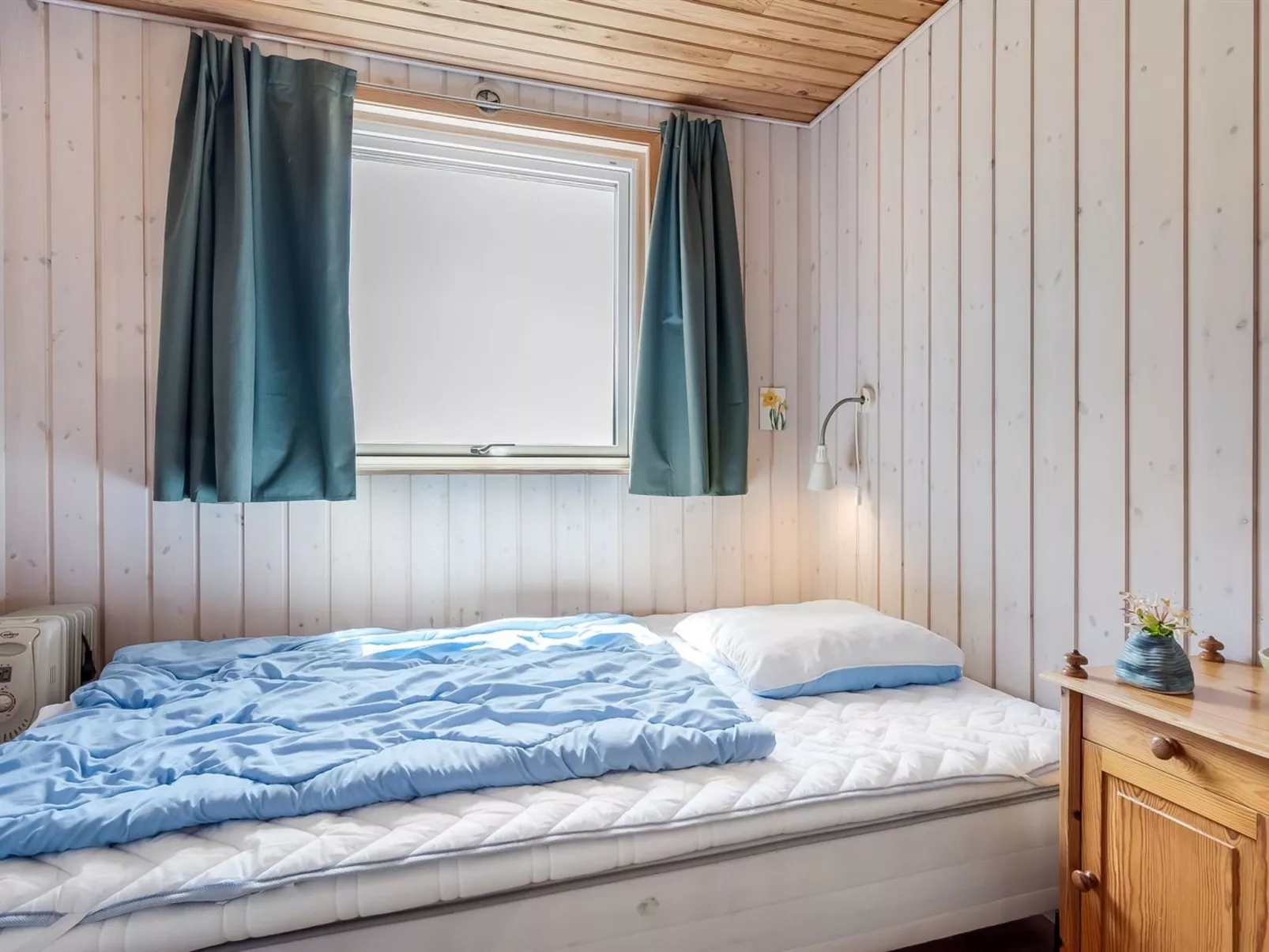 "Tatianna" - 100m from the sea-Drinnen