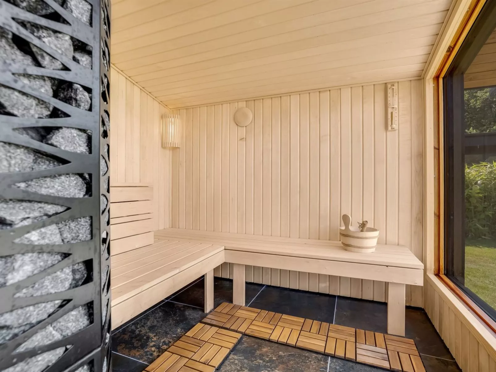 "Apelone" - 900m from the sea-Draußen